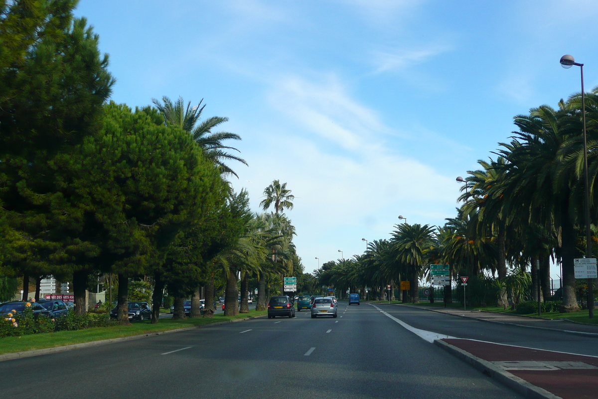 Photo France Côte d'Azur Route de Cagnes sur Mer à Nice 2007-10 34