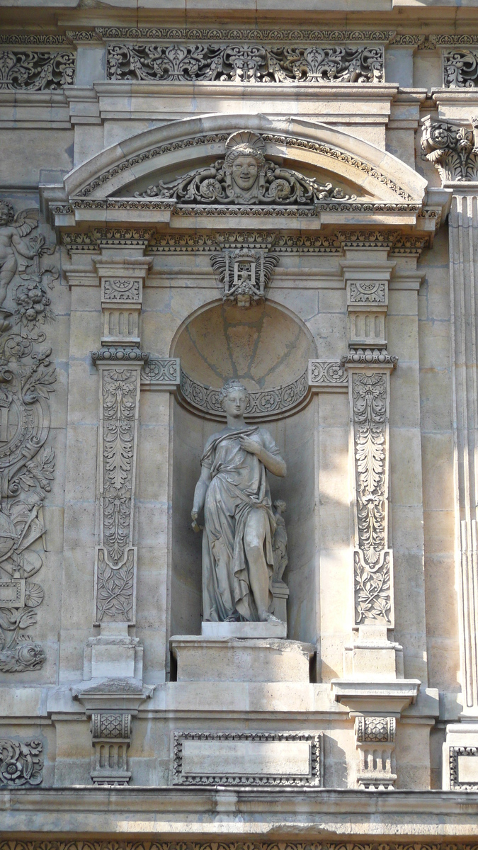 Photo France Paris Le Louvre Facade sur Seine du Louvre 2007-07 66
