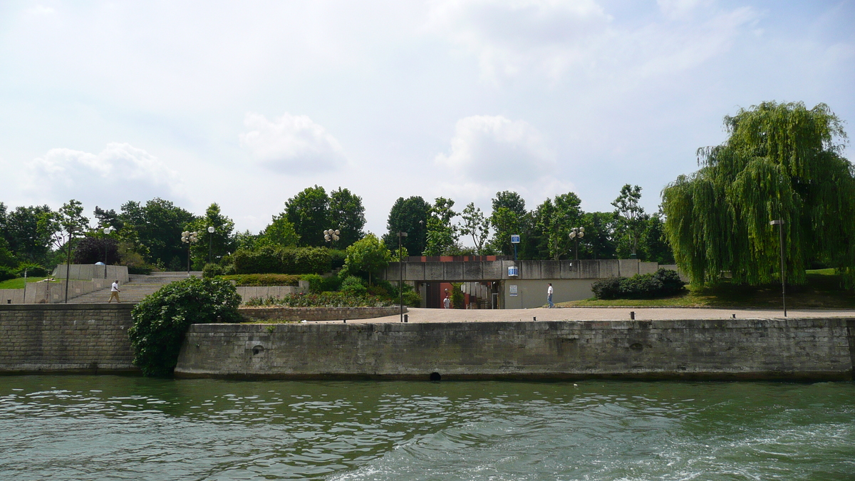 Photo France Paris La Seine en Batobus 2007-06 22