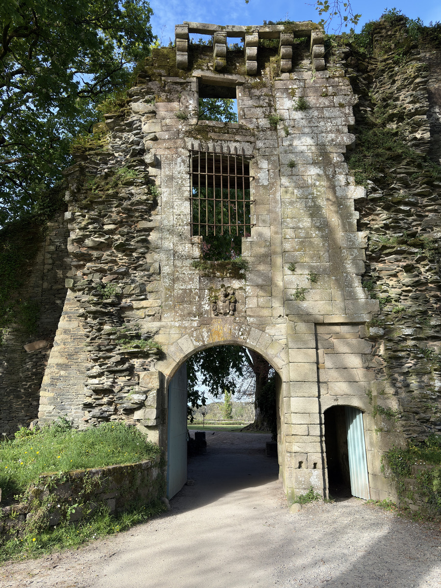 Photo France Rochefort en Terre 2026-04 37