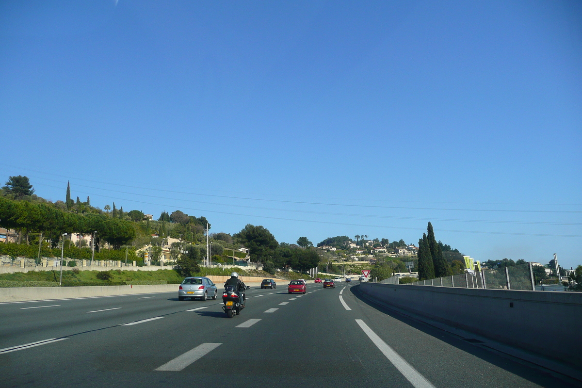 Photo France Côte d'Azur route de Cannes à Cagnes 2008-03 34