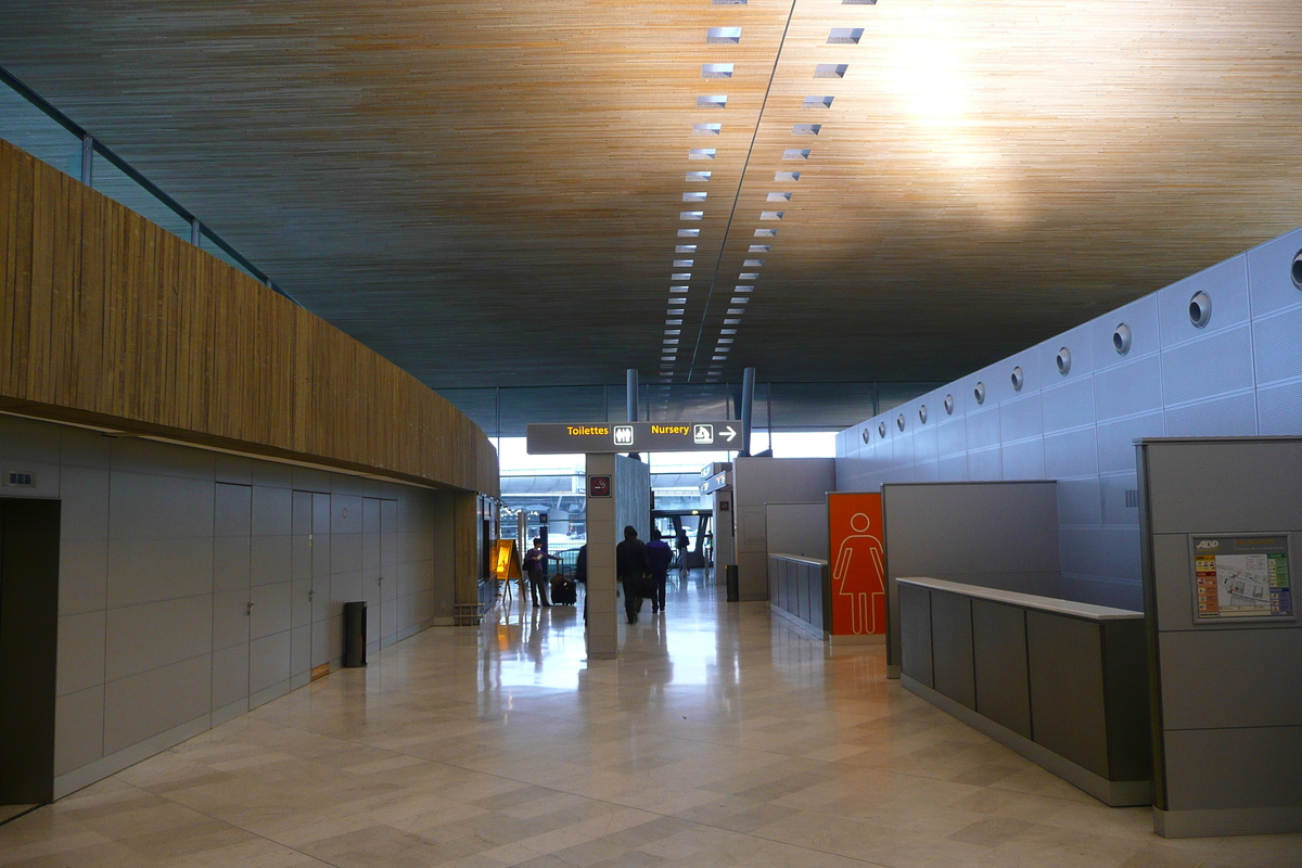 Photo France Aéroport Paris Charles de Gaulle 2007-11 35