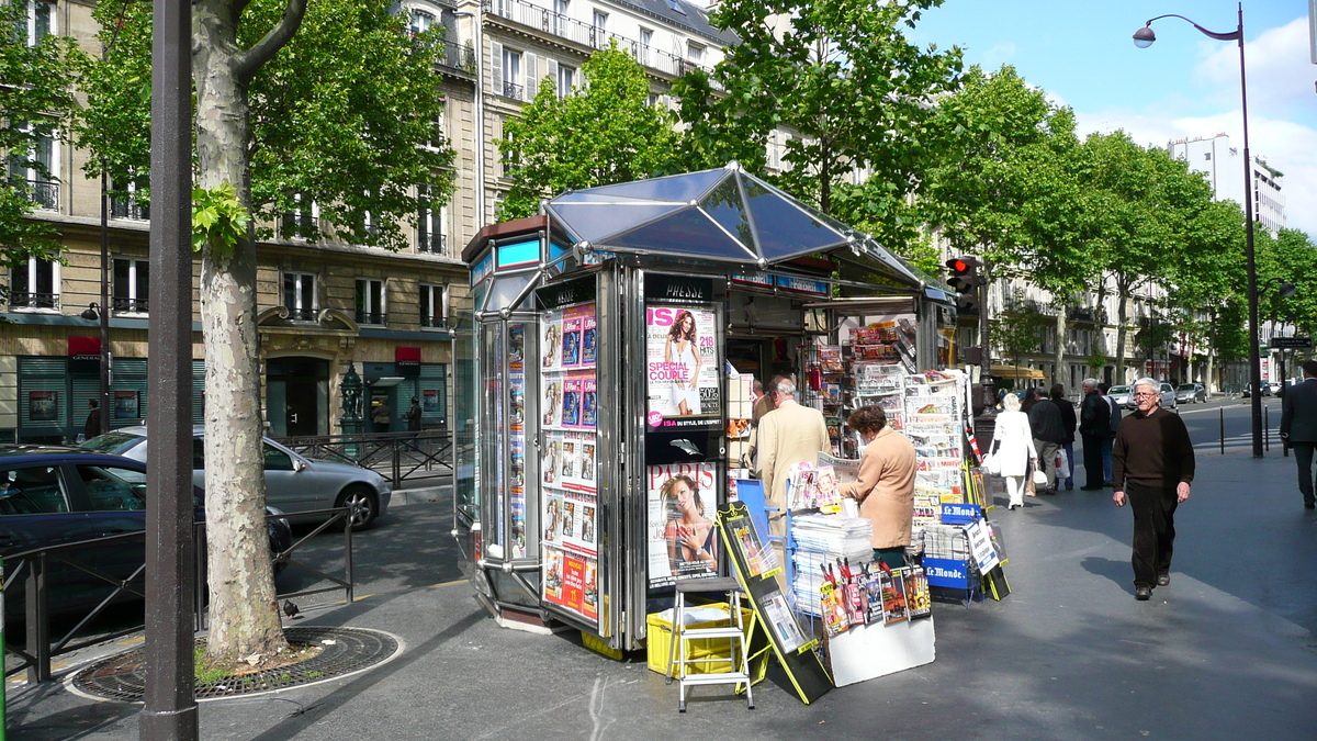 Photo France Paris 17eme Arrondissement Place Péreire 2007-05 39