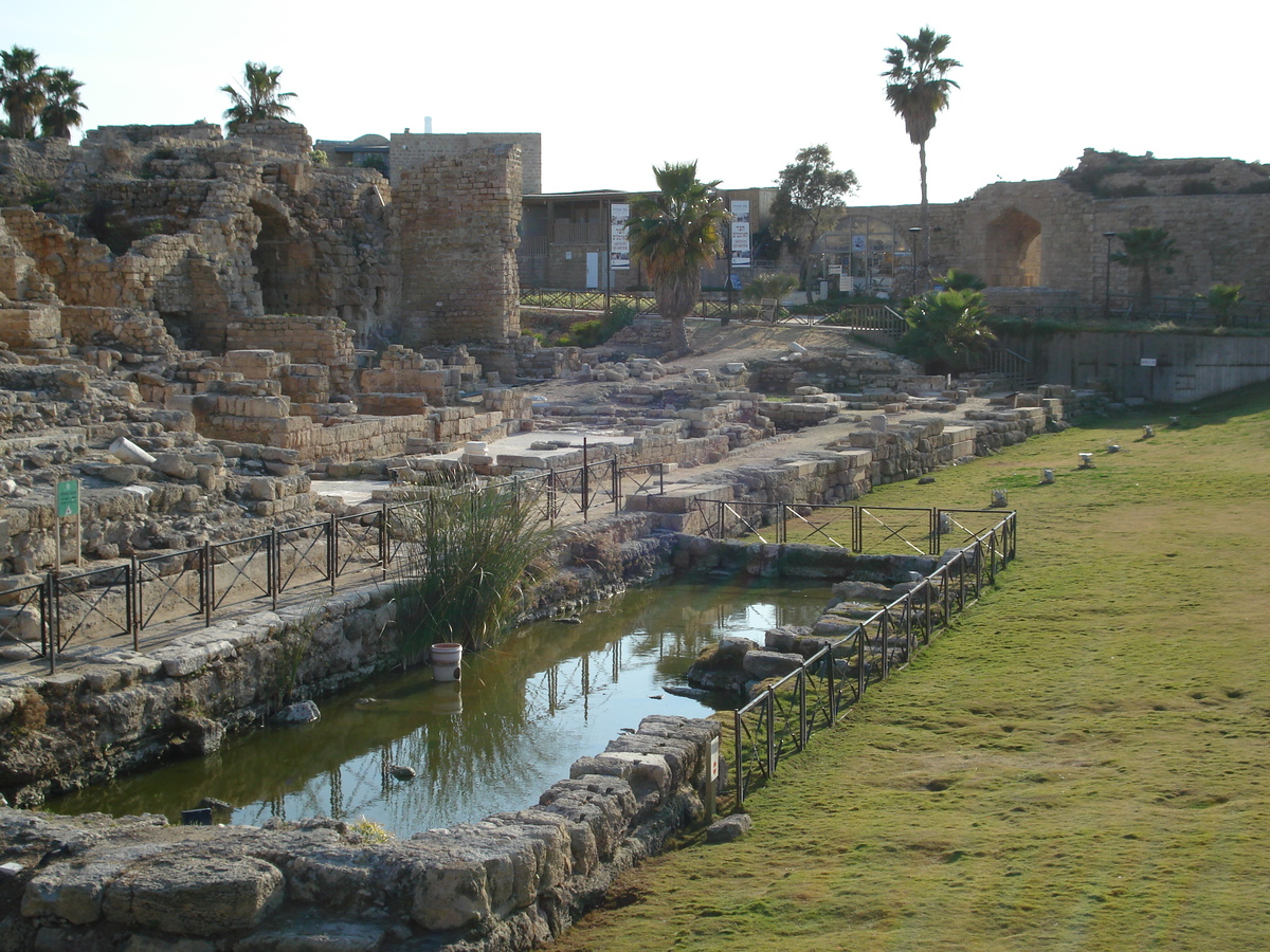 Photo Israel Caesarea 2006-12 12