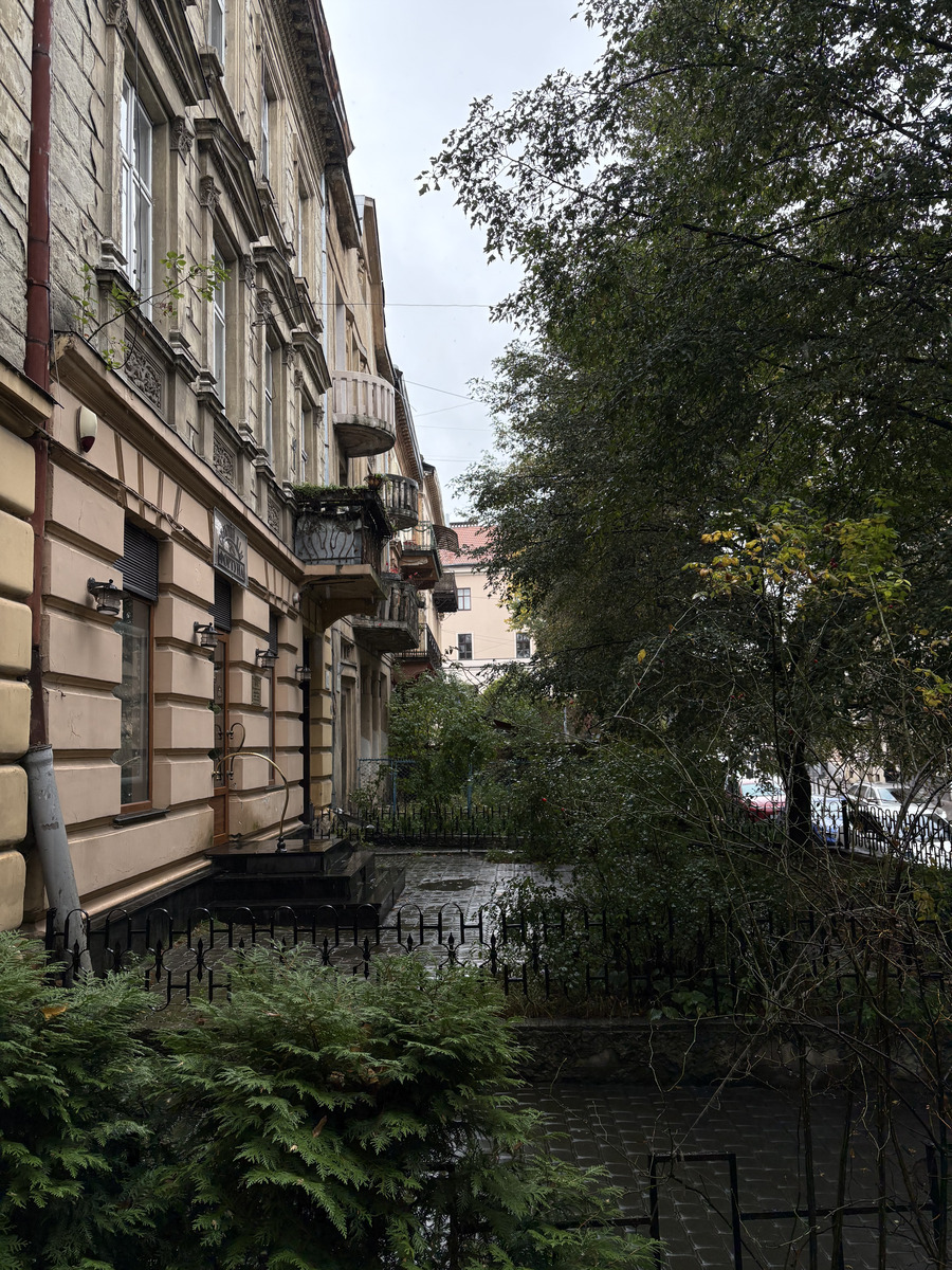 Photo Ukraine Lviv 2024-10 439