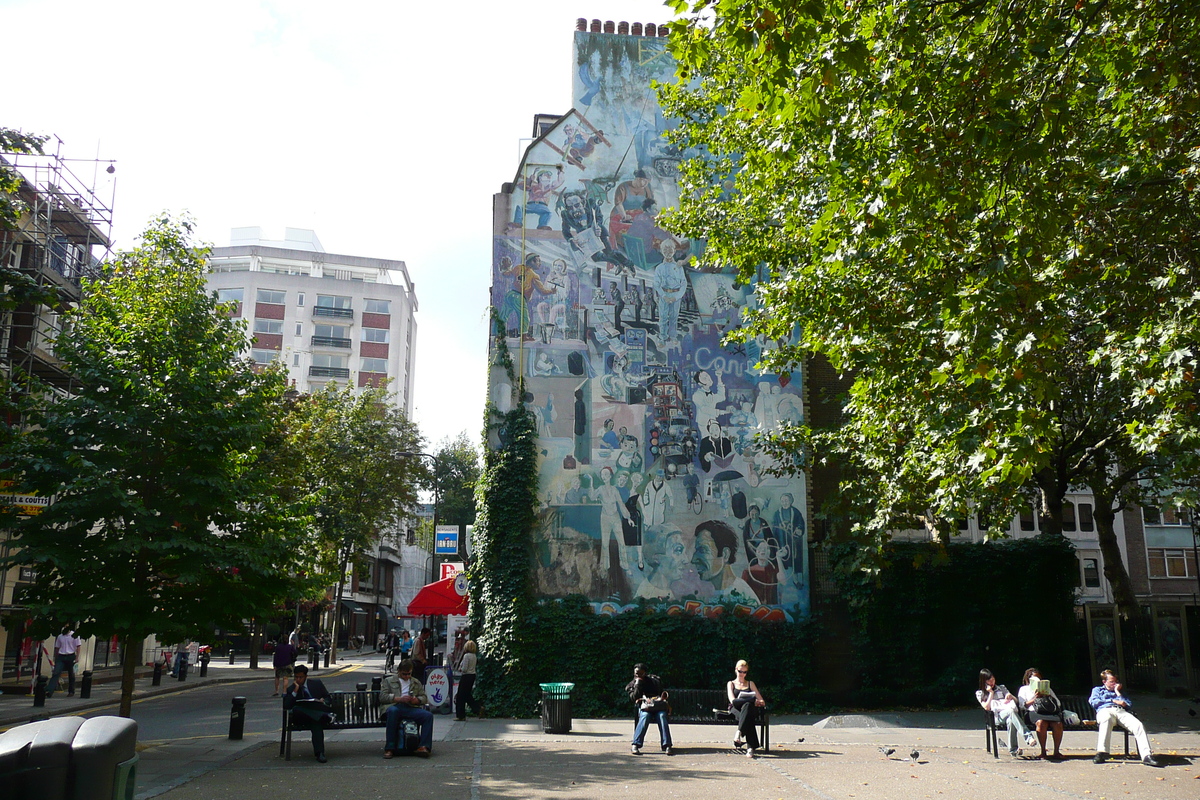 Photo Royaume-Uni Londres Tottenham Court Road 2007-09 19