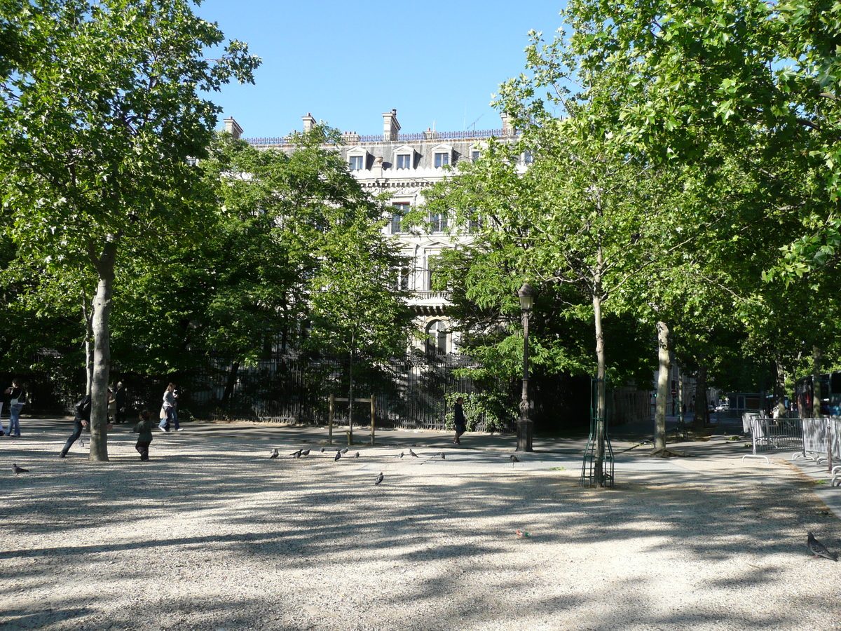 Photo France Paris Place de l'Etoile 2007-05 94