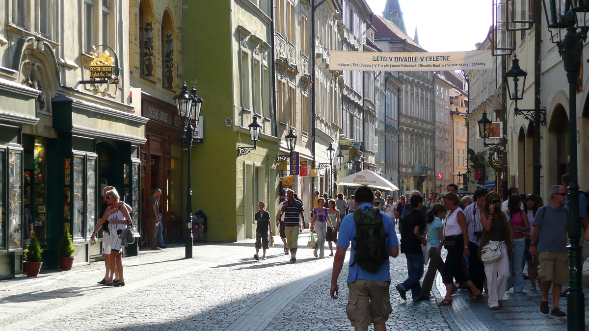 Photo République Tchèque Prague rue Celetna 2007-07 8