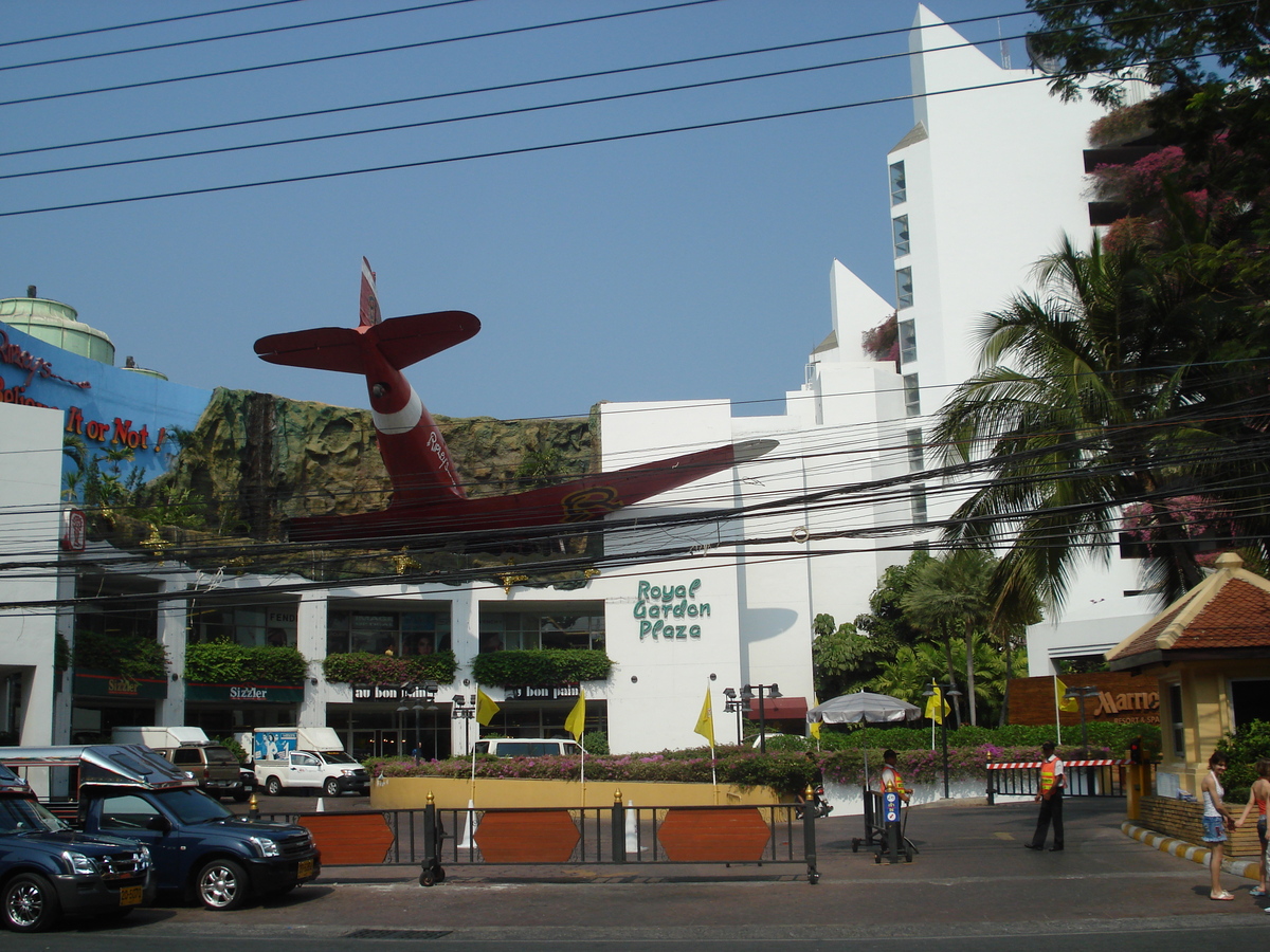 Photo Thaïlande Pattaya 2eme rue 2008-01 37