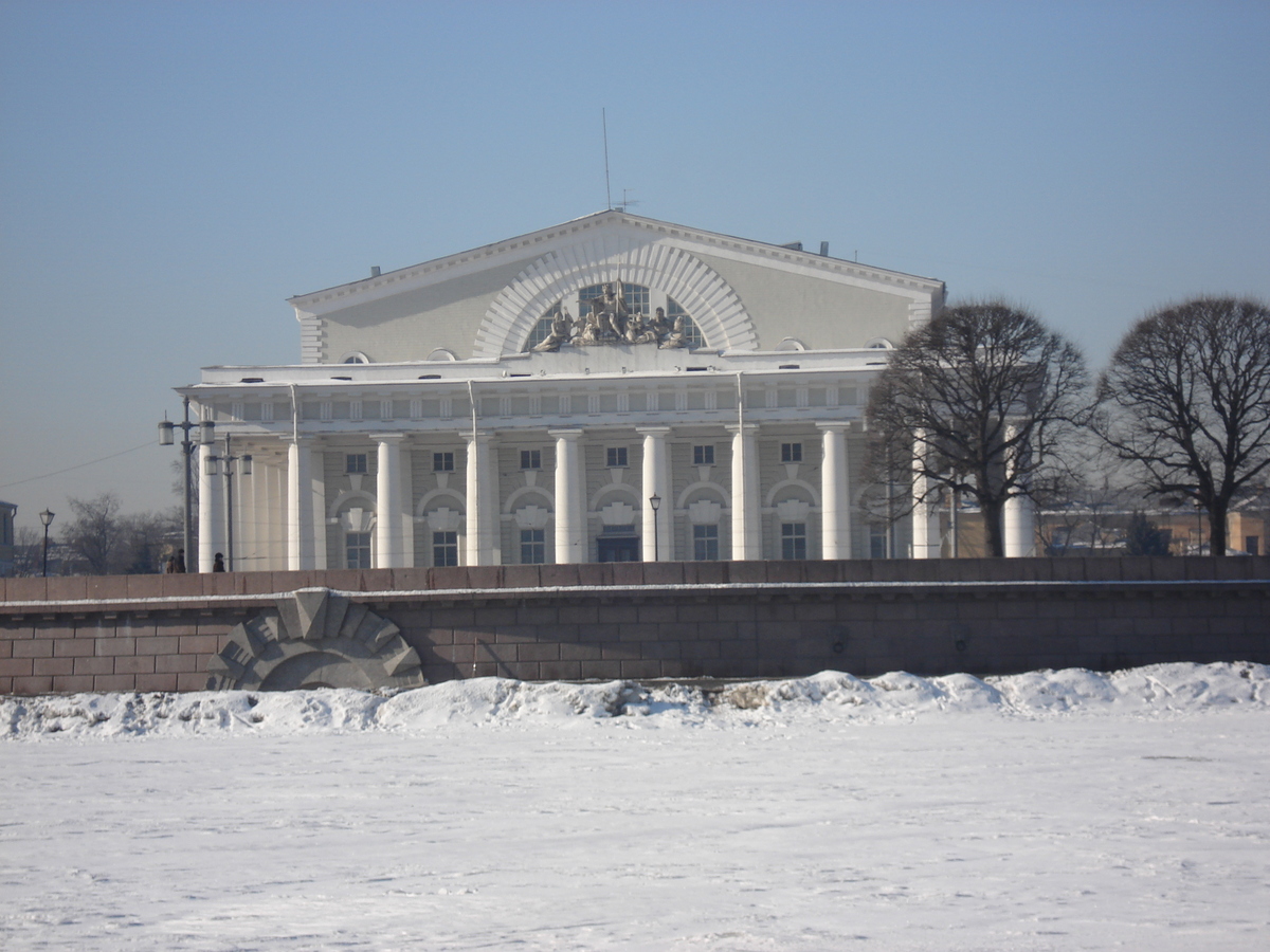 Photo Russie Saint-Pétersbourg La Neva 2006-03 0