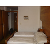 Photo Autriche Saint Johann in Tirol Hotel Goldener Lowe Domina 2005-03 0