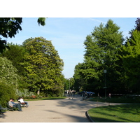Photo France Paris Avenue des Champs Elysees 2007-04 86