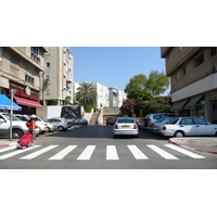Photo Israel Tel Aviv Kikar Hamedina 2007-06 28