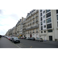 Photo France Paris Rue de Rome 2007-06 26