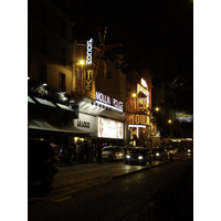 Photo France Paris Pigalle de nuit 2007-07 31