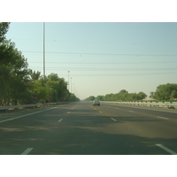 Photo Émirats arabes unis Route de Al Ain à Abu Dhabi 2005-09 11
