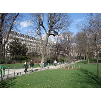 Photo France Paris 8eme Arrondissement Parc Monceau 2006-03 32
