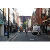 Photo Royaume-Uni Londres Rue Wardour 2007-09 53