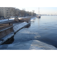 Photo Russie Saint-Pétersbourg La Neva 2006-03 37