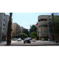 Photo Israel Tel Aviv Rue Ibn Gvirol 2007-06 16