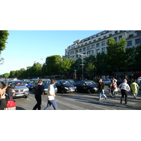Photo France Paris Avenue des Champs Elysees 2007-04 93