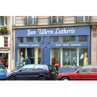 Photo France Paris Rue de Rome 2007-06 12