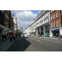 Photo Royaume-Uni Londres Tottenham Court Road 2007-09 73