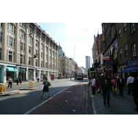 Photo Royaume-Uni Londres Tottenham Court Road 2007-09 18