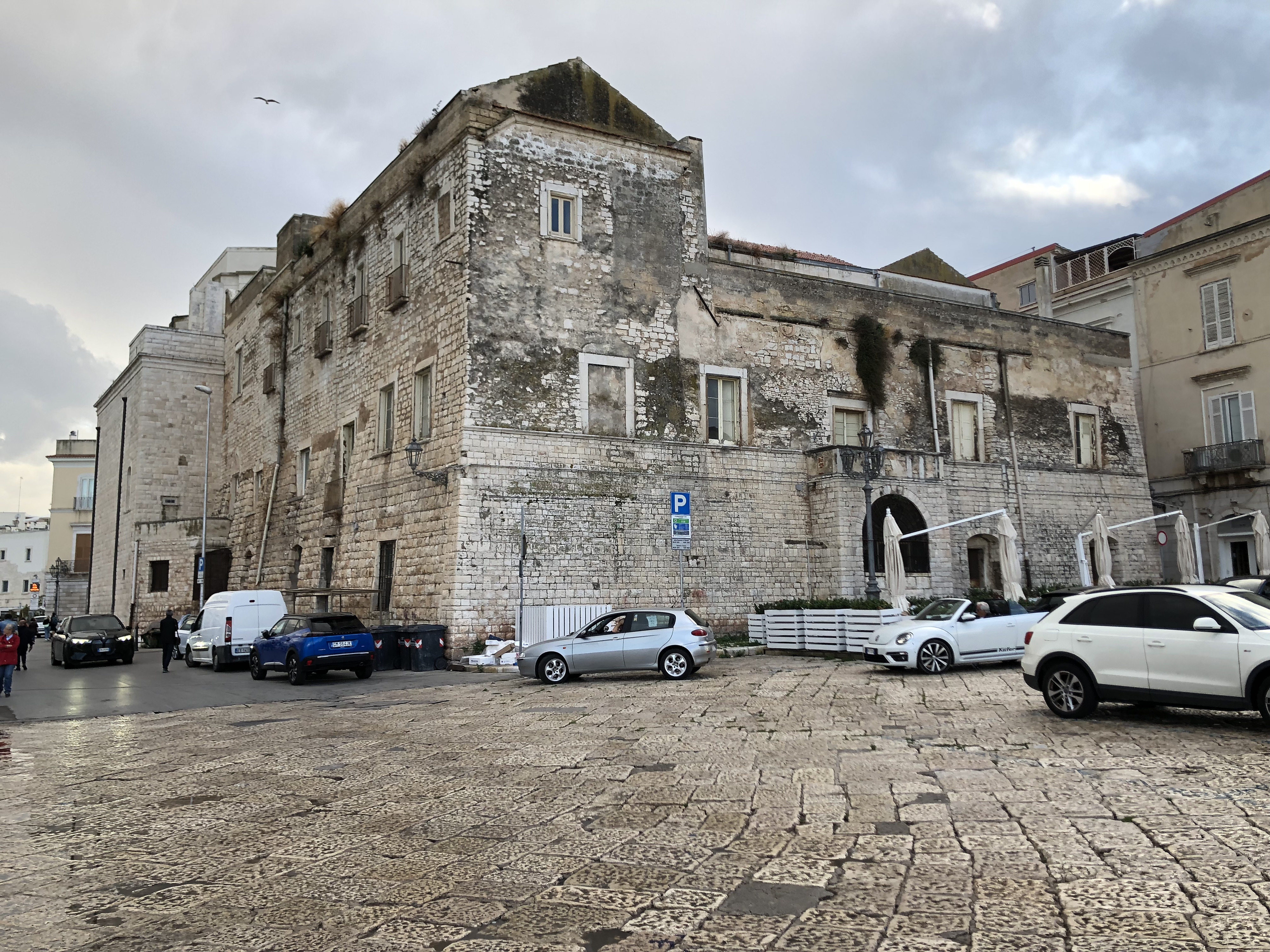 Picture Italy Trani 2024-09 135 - Tours Trani