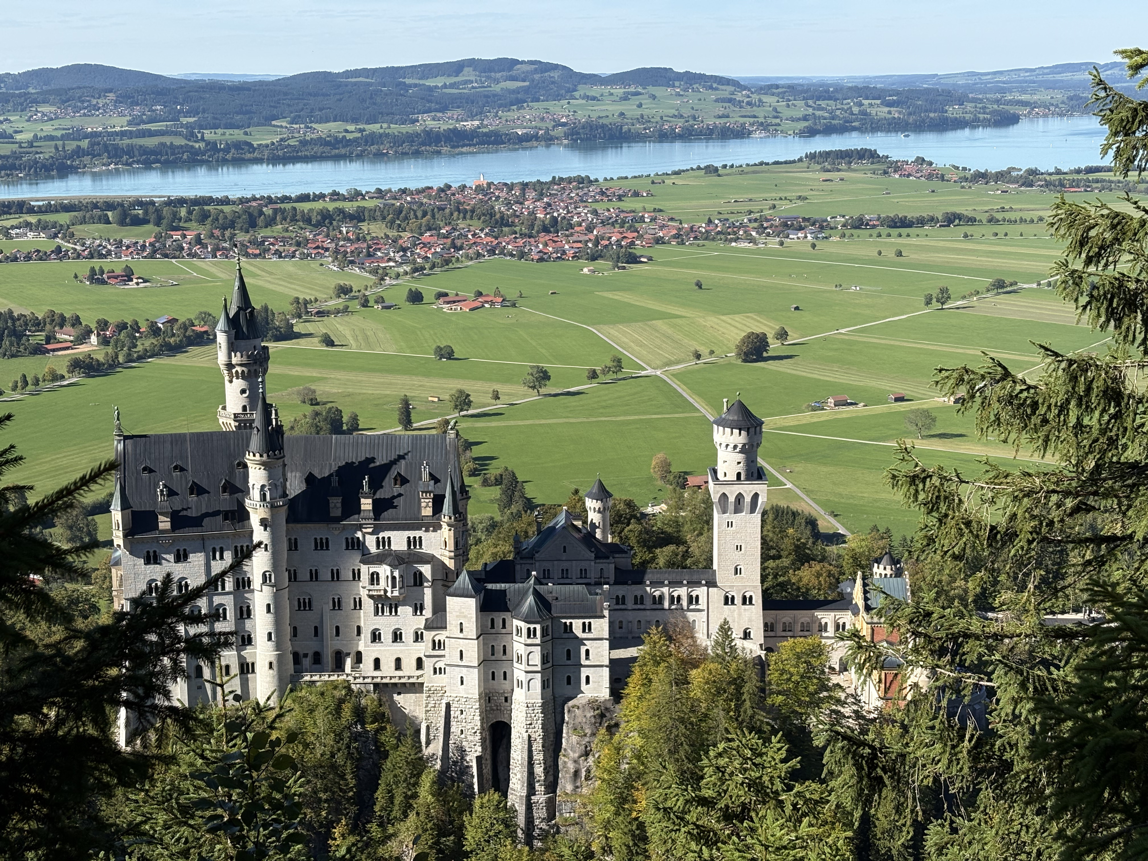Picture Germany Neuschwanstein 2025-09 38 - Center Neuschwanstein