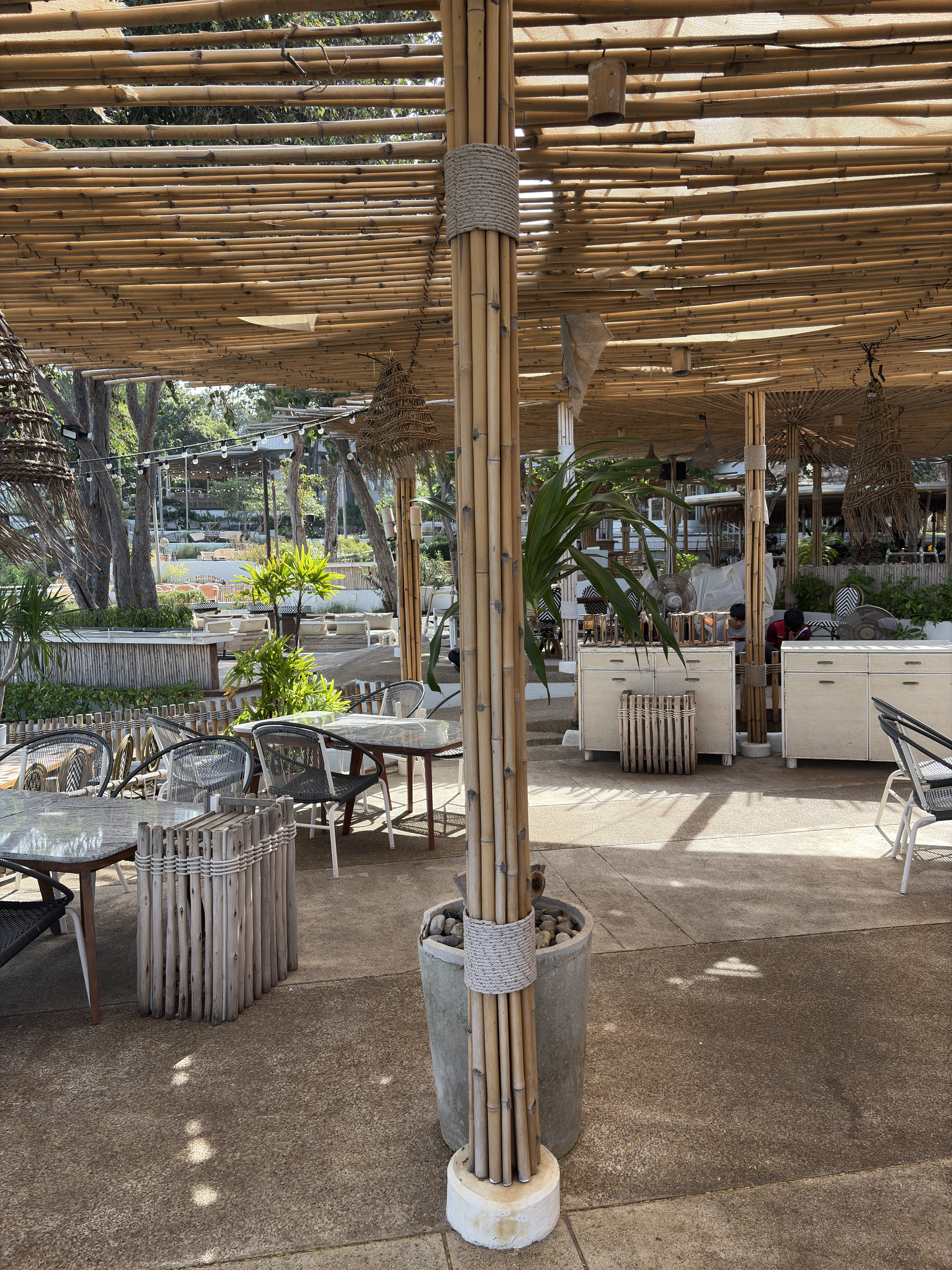 Picture Thailand Pattaya Oxygen Restaurant 2024-12 41 - History Oxygen Restaurant
