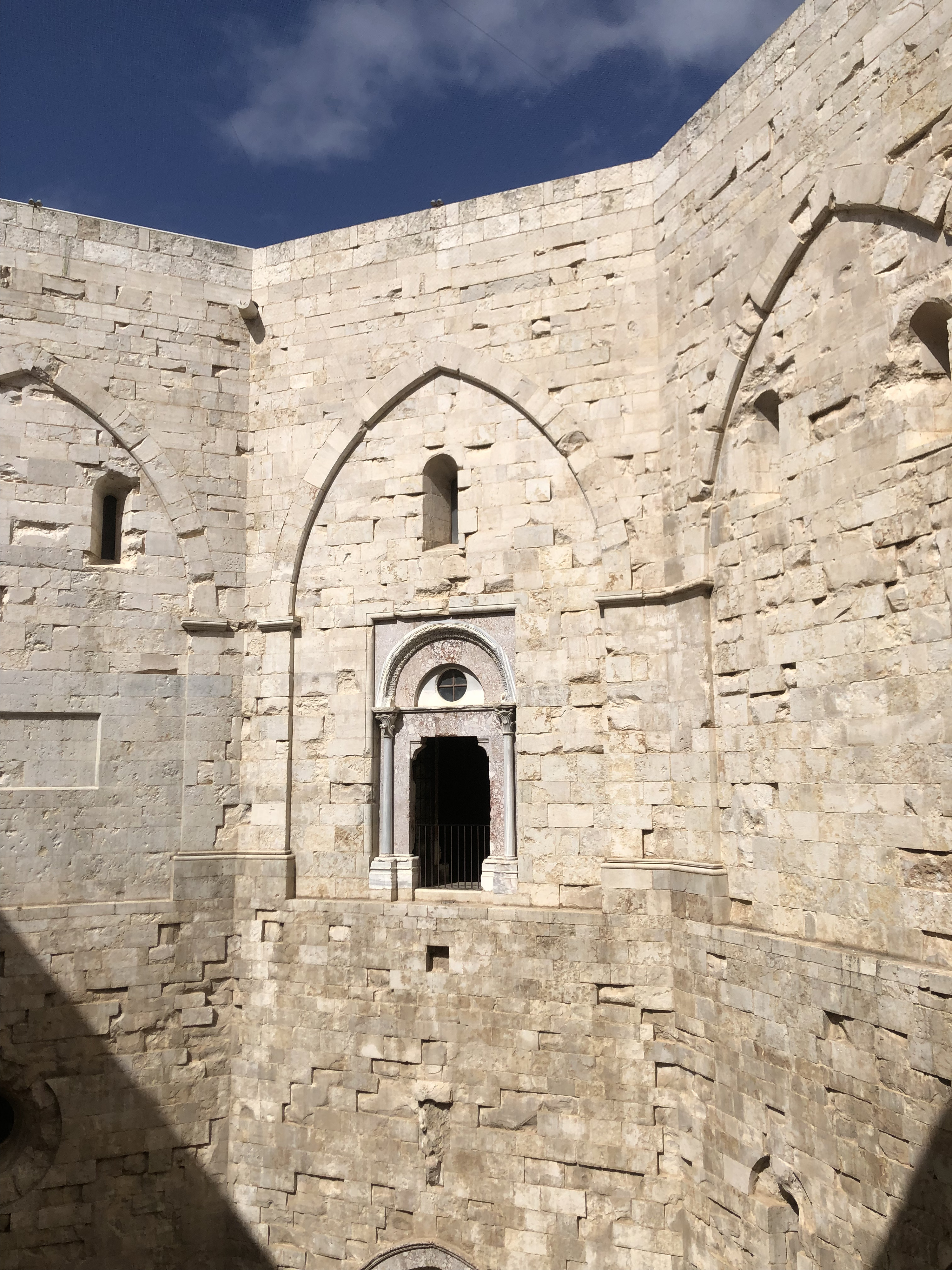Picture Italy Castel del monte 2024-09 74 - Journey Castel del monte