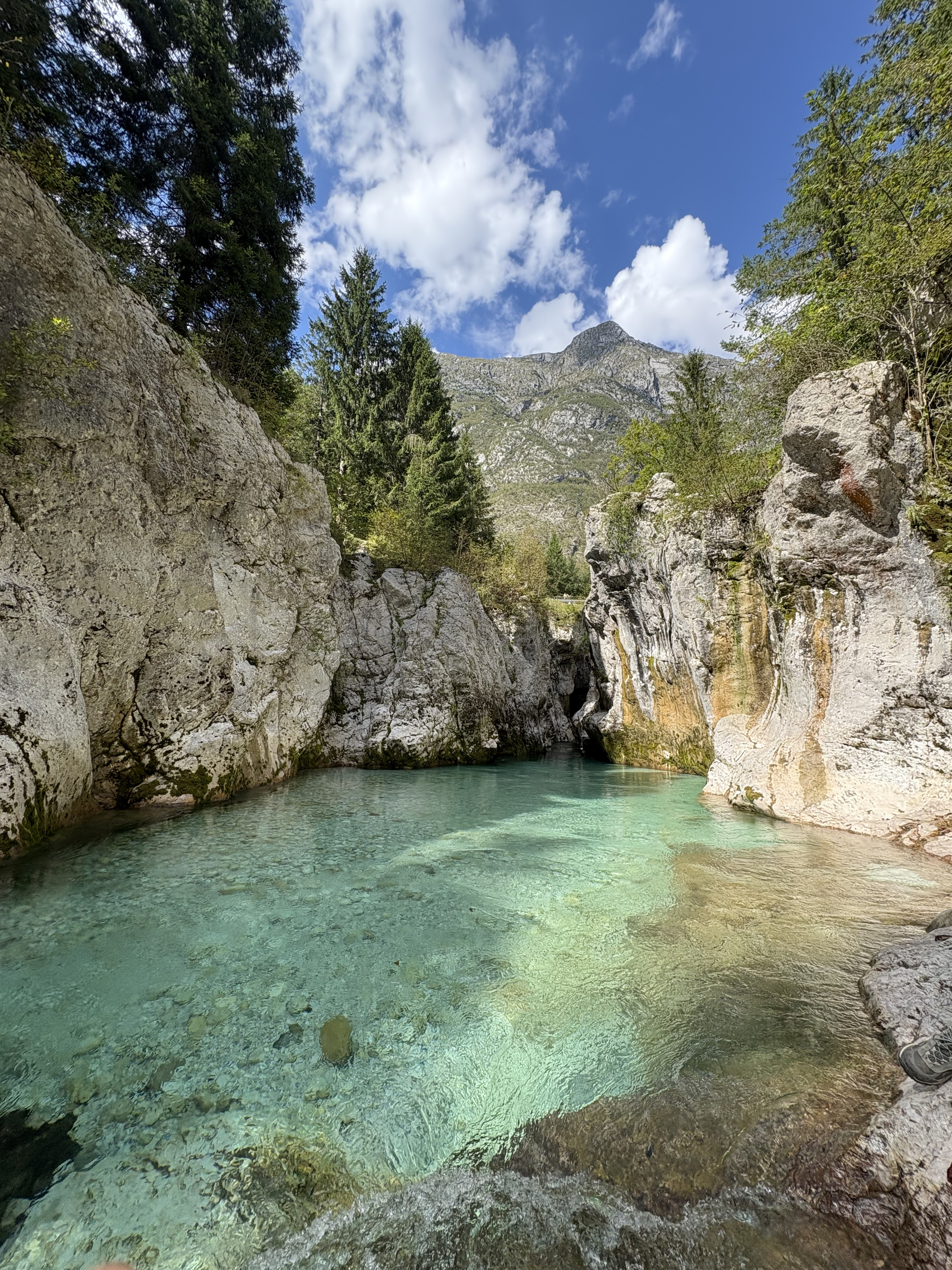Picture Slovenia Soca River 2025-09 125 - Center Soca River