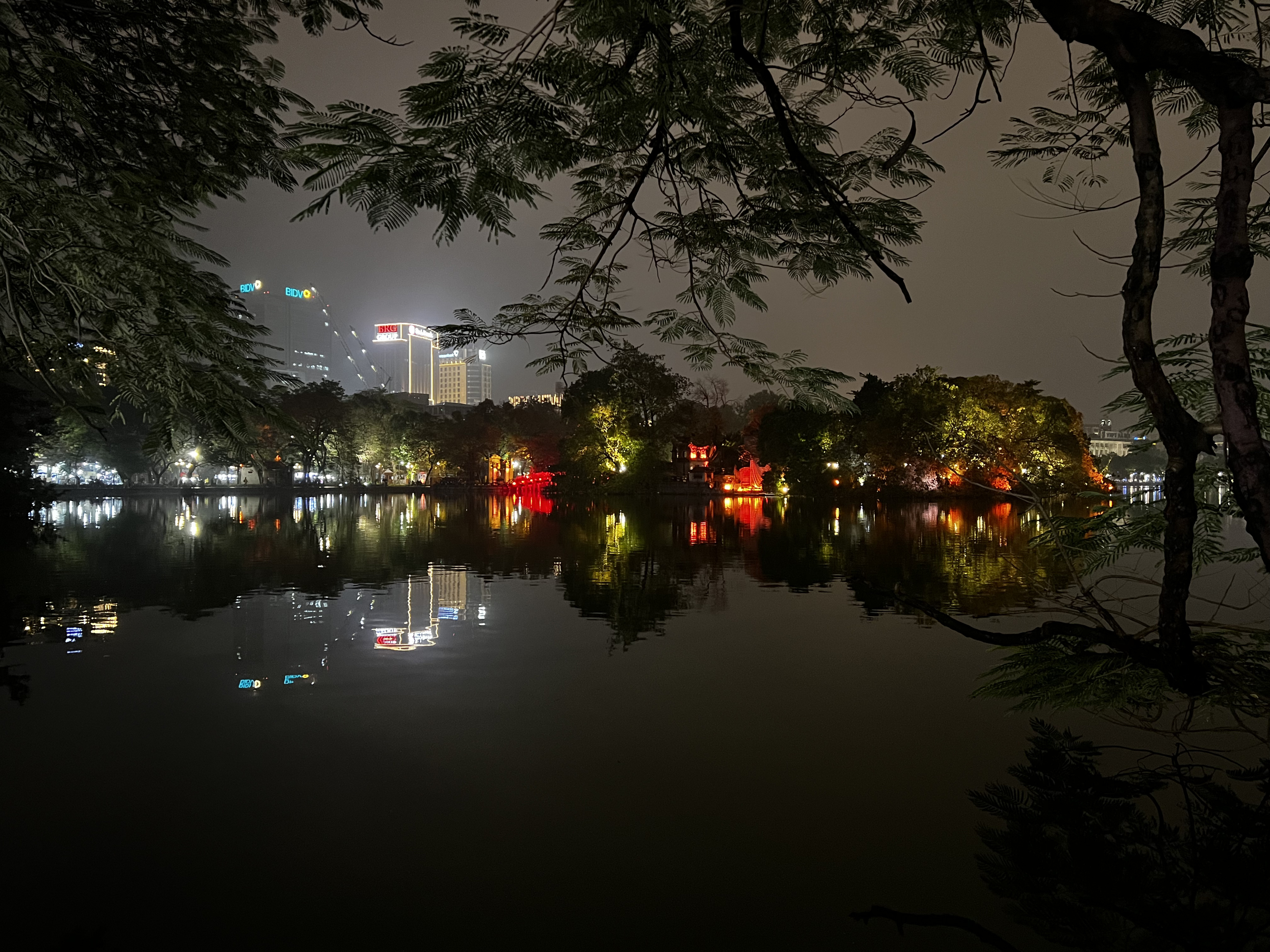 Picture Vietnam Hanoi Hoan Kiem Lake 2024-01 6 - Discovery Hoan Kiem Lake