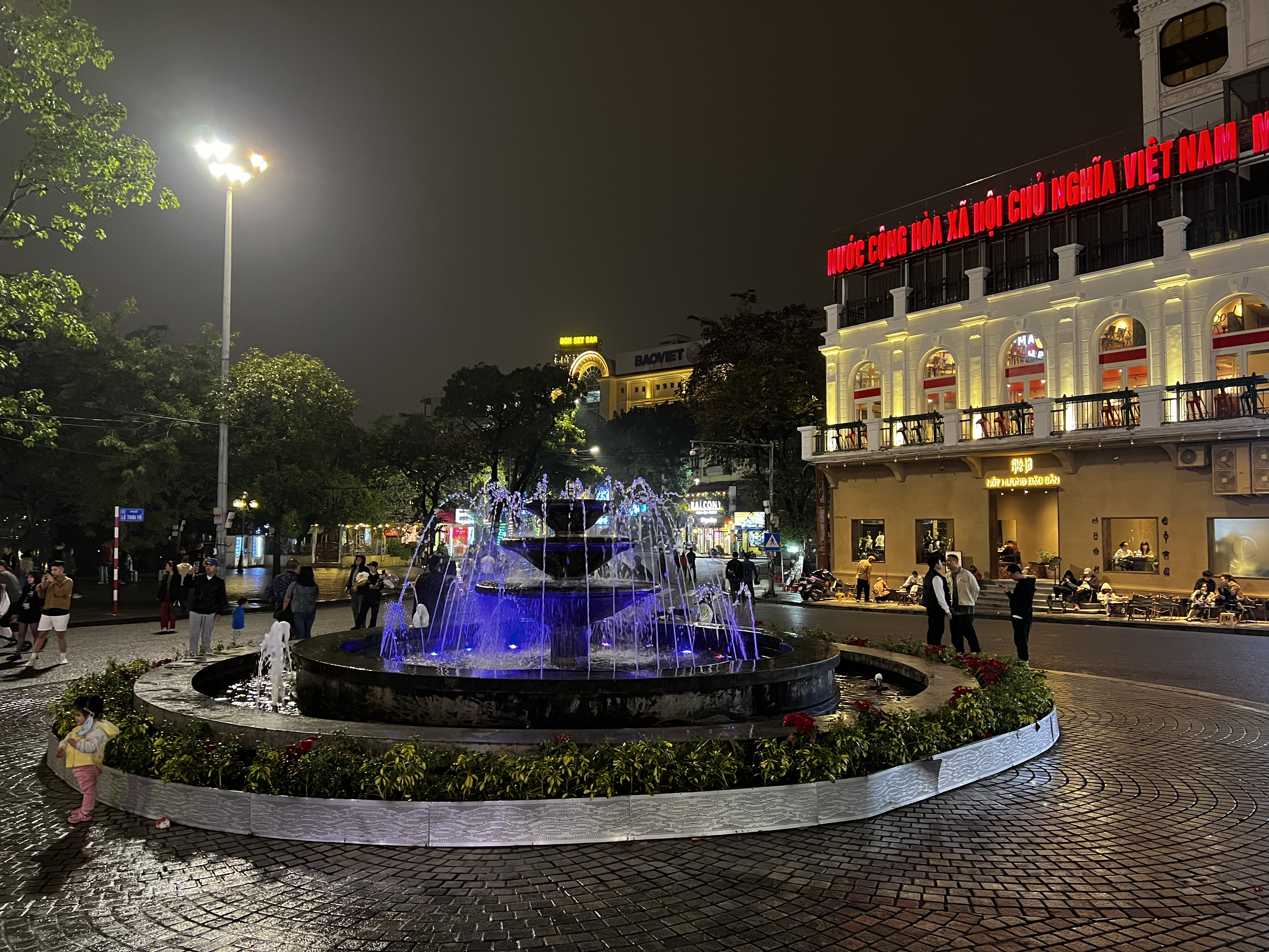 Picture Vietnam Hanoi Hoan Kiem Lake 2024-01 43 - Tour Hoan Kiem Lake