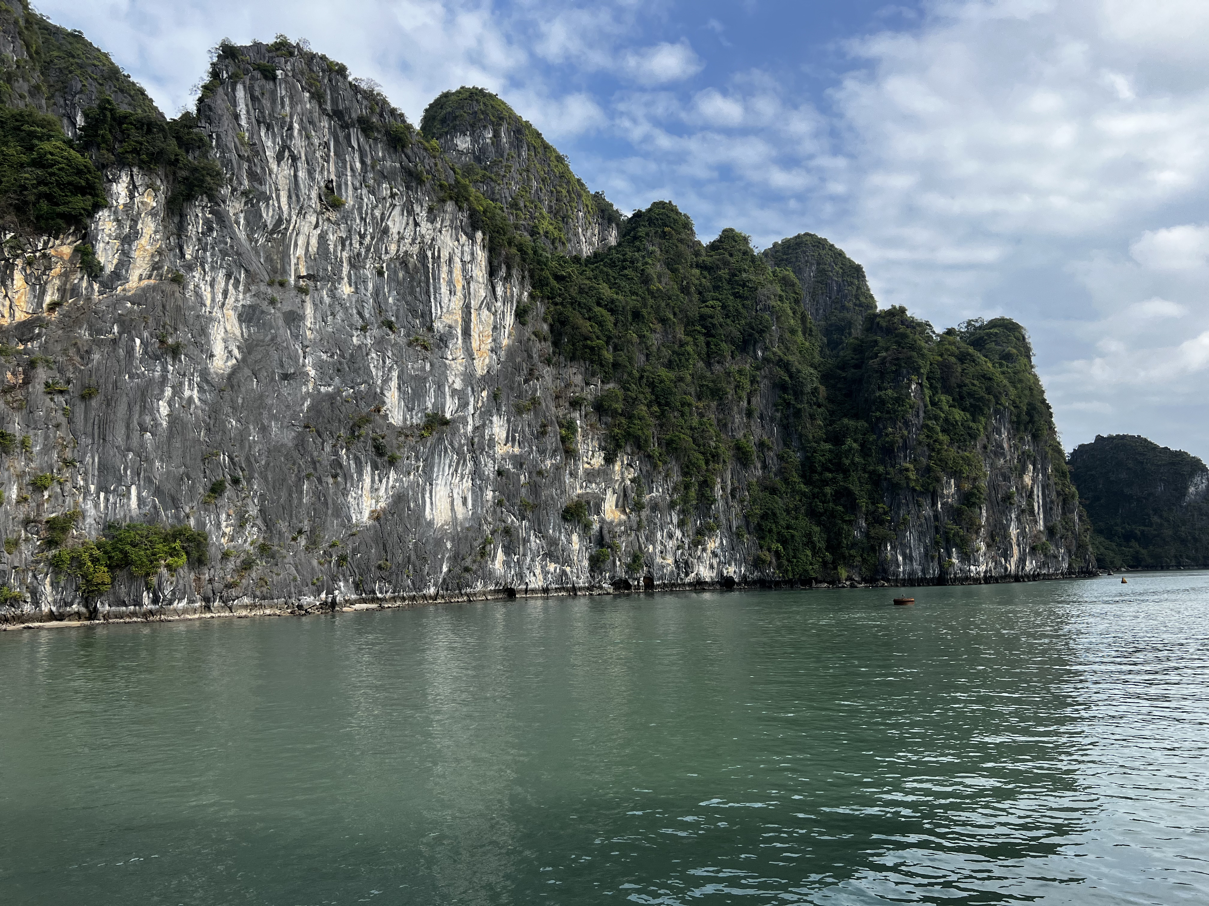 Picture Vietnam Ha Long Bay 2024-01 89 - Journey Ha Long Bay