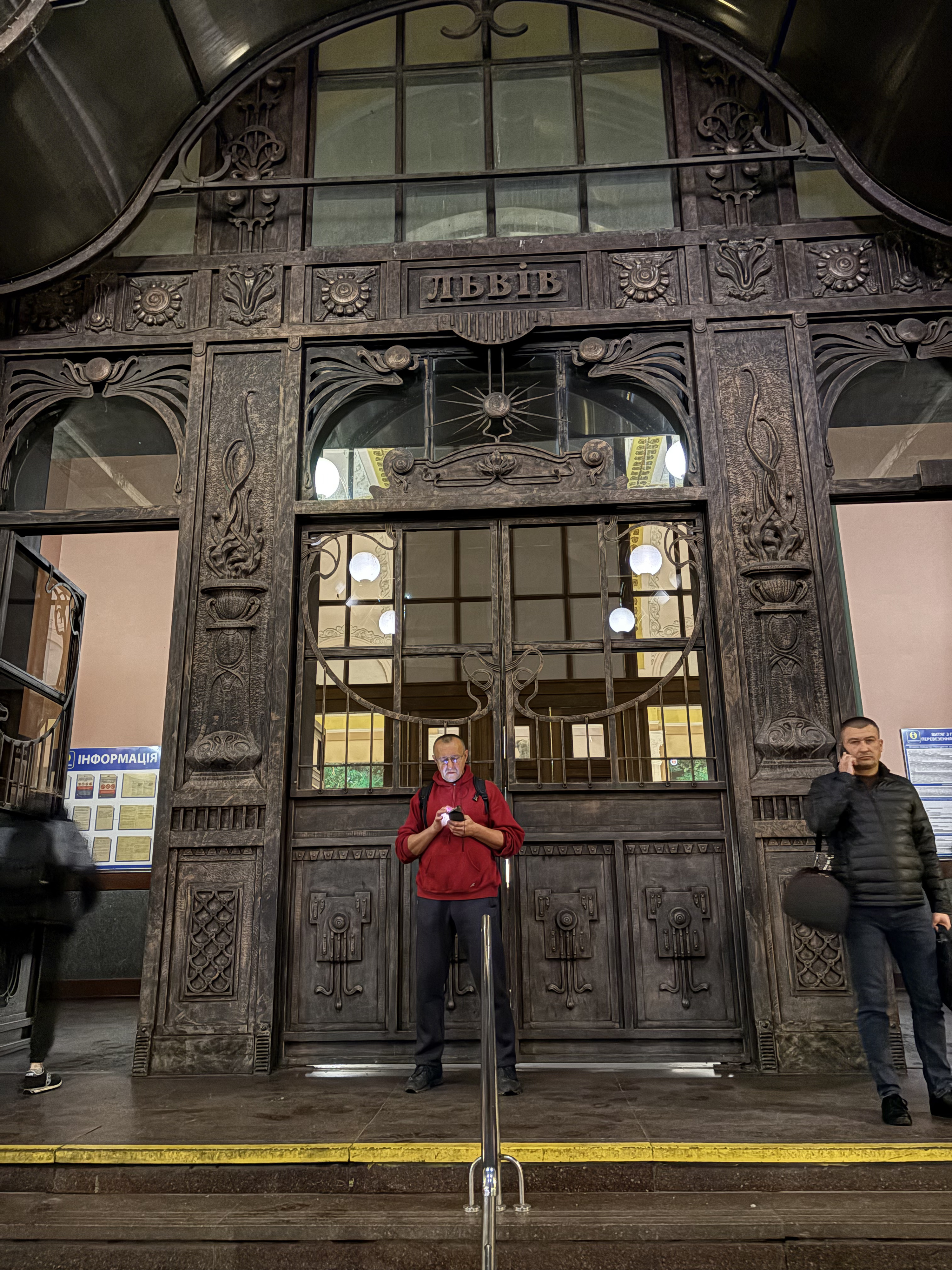 Picture Ukraine Lviv 2024-10 235 - Tour Lviv