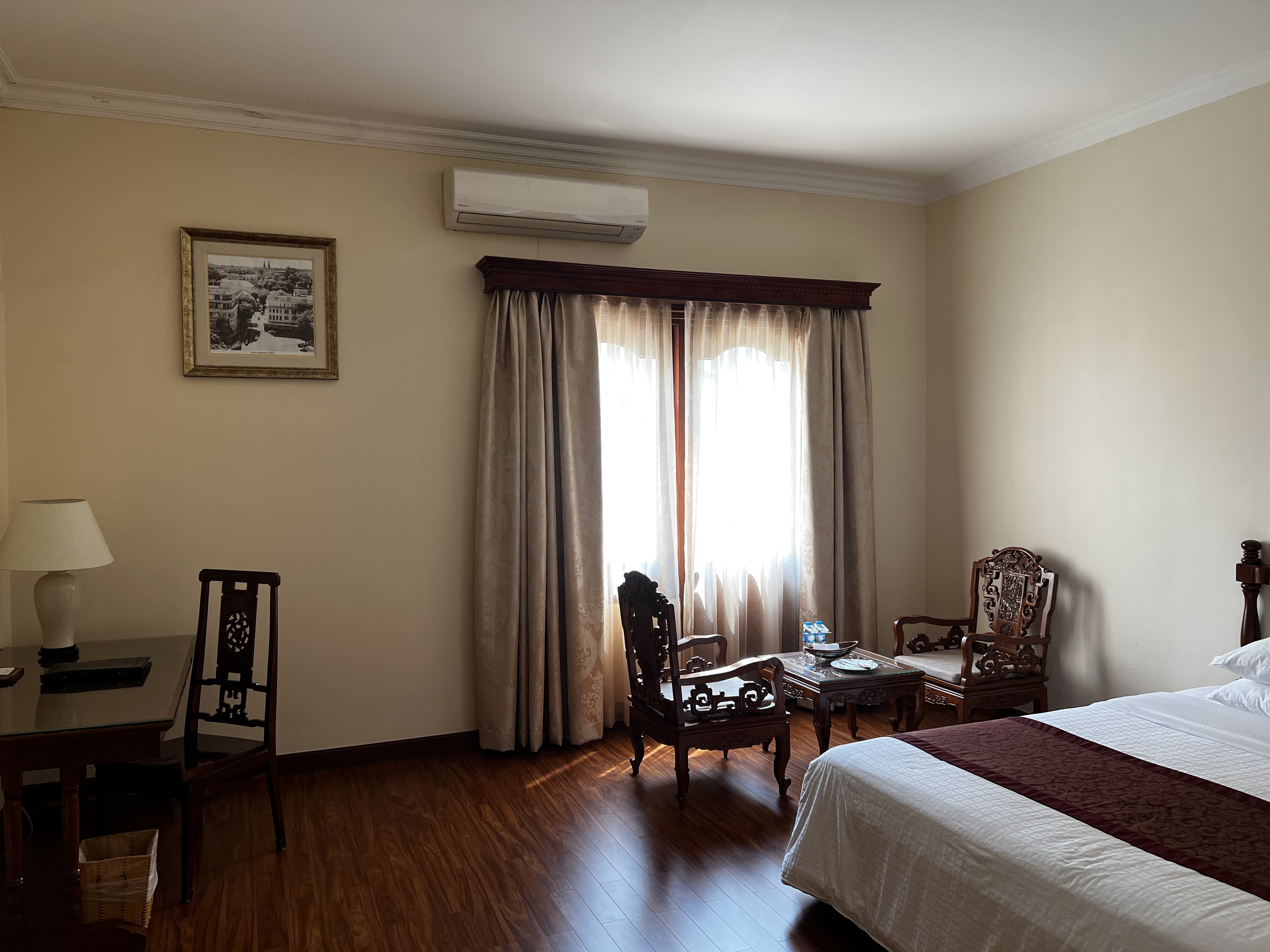 Picture Vietnam Saigon Continental Hotel 2024-01 36 - Discovery Continental Hotel