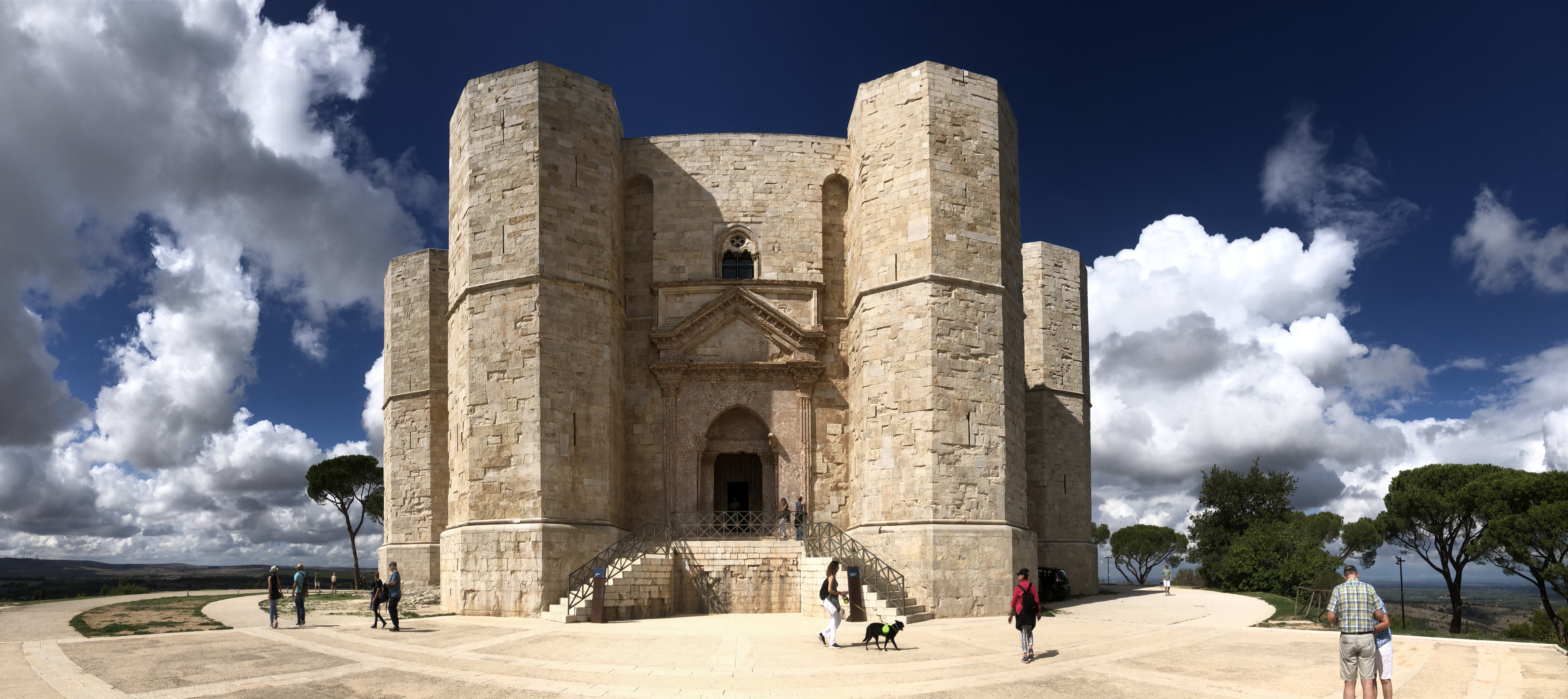 Picture Italy Castel del monte 2024-09 73 - History Castel del monte