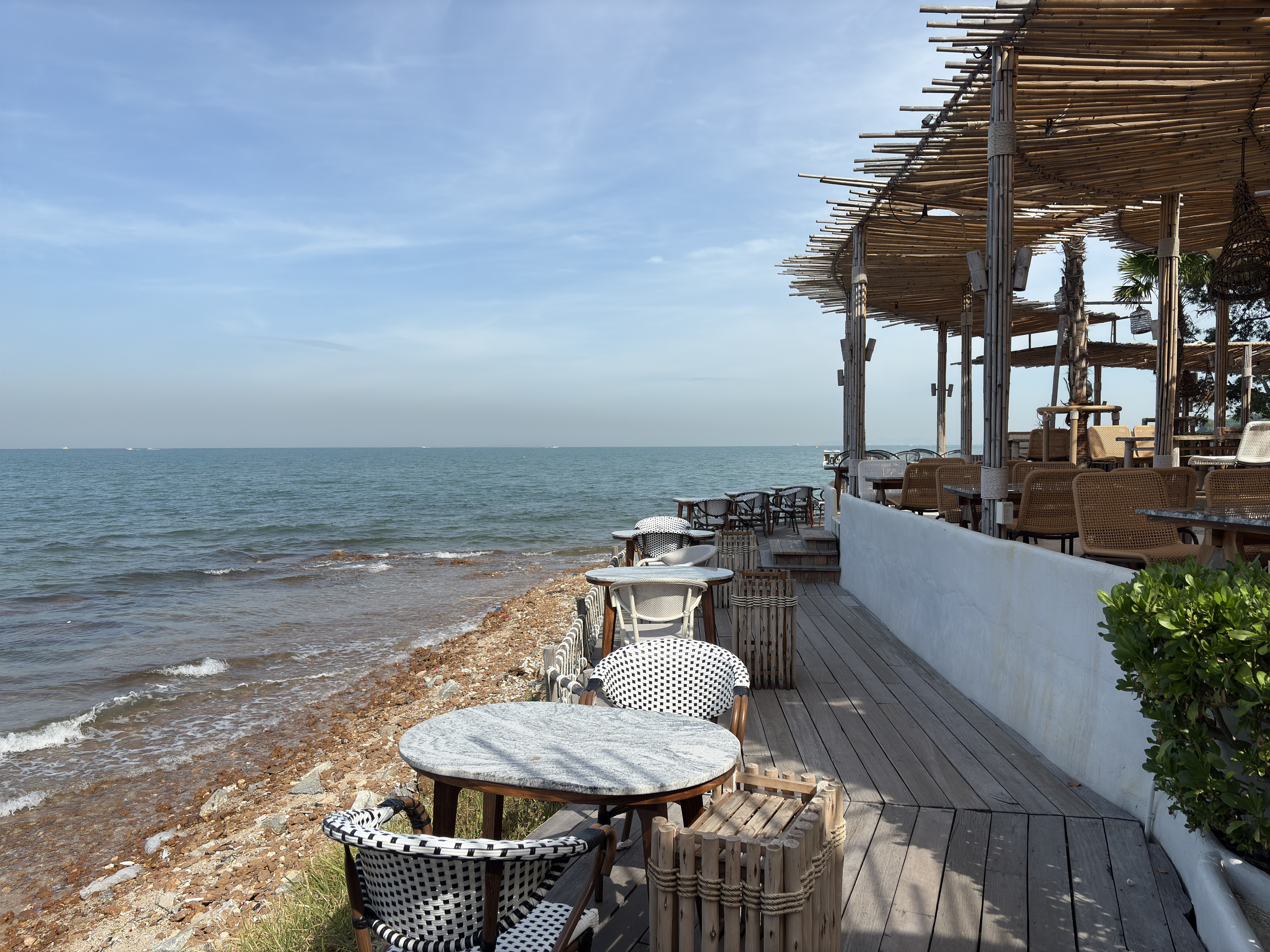 Picture Thailand Pattaya Oxygen Restaurant 2024-12 57 - Discovery Oxygen Restaurant