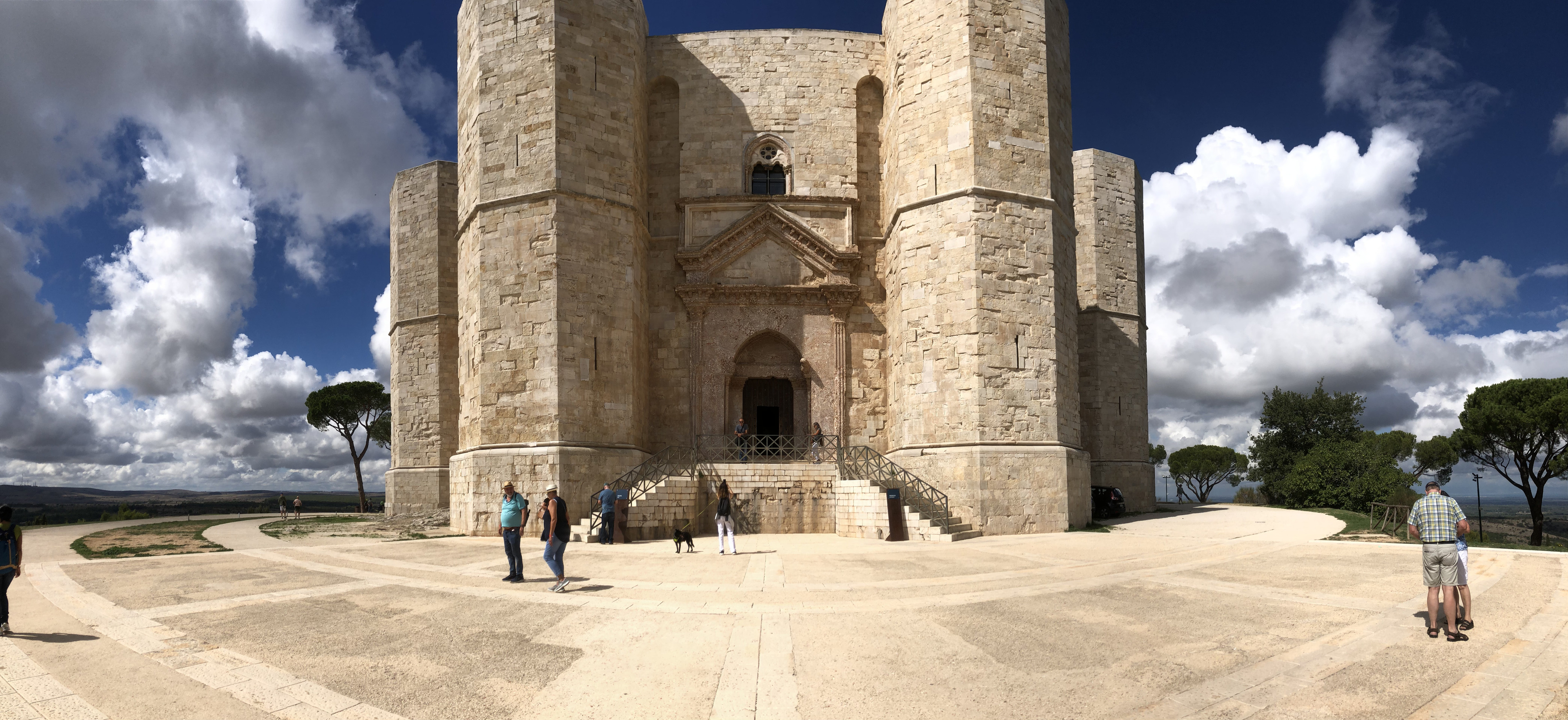 Picture Italy Castel del monte 2024-09 31 - Journey Castel del monte