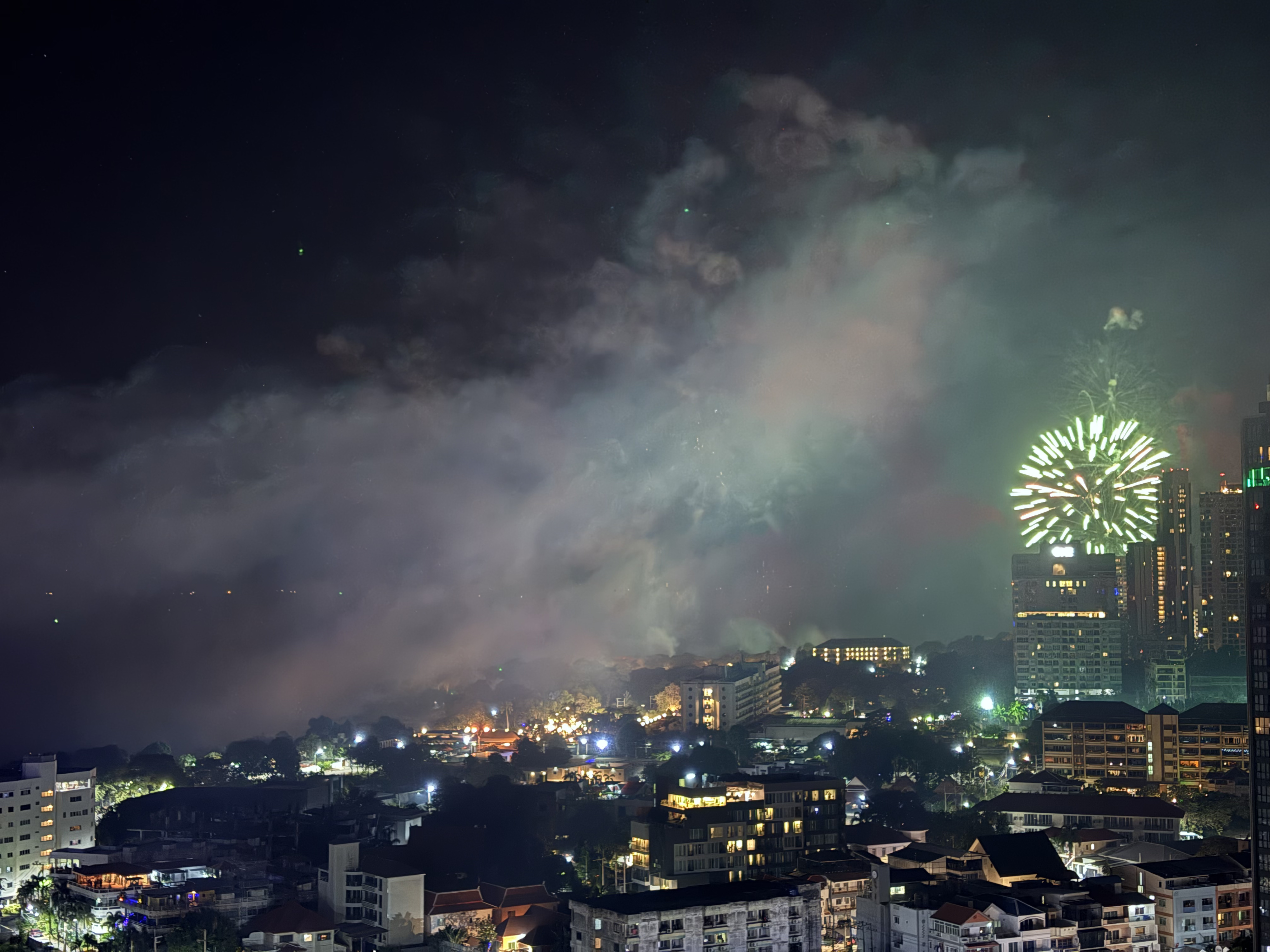 Picture Thailand Pattaya Phratumnak 2025-12 16 - Tours Phratumnak