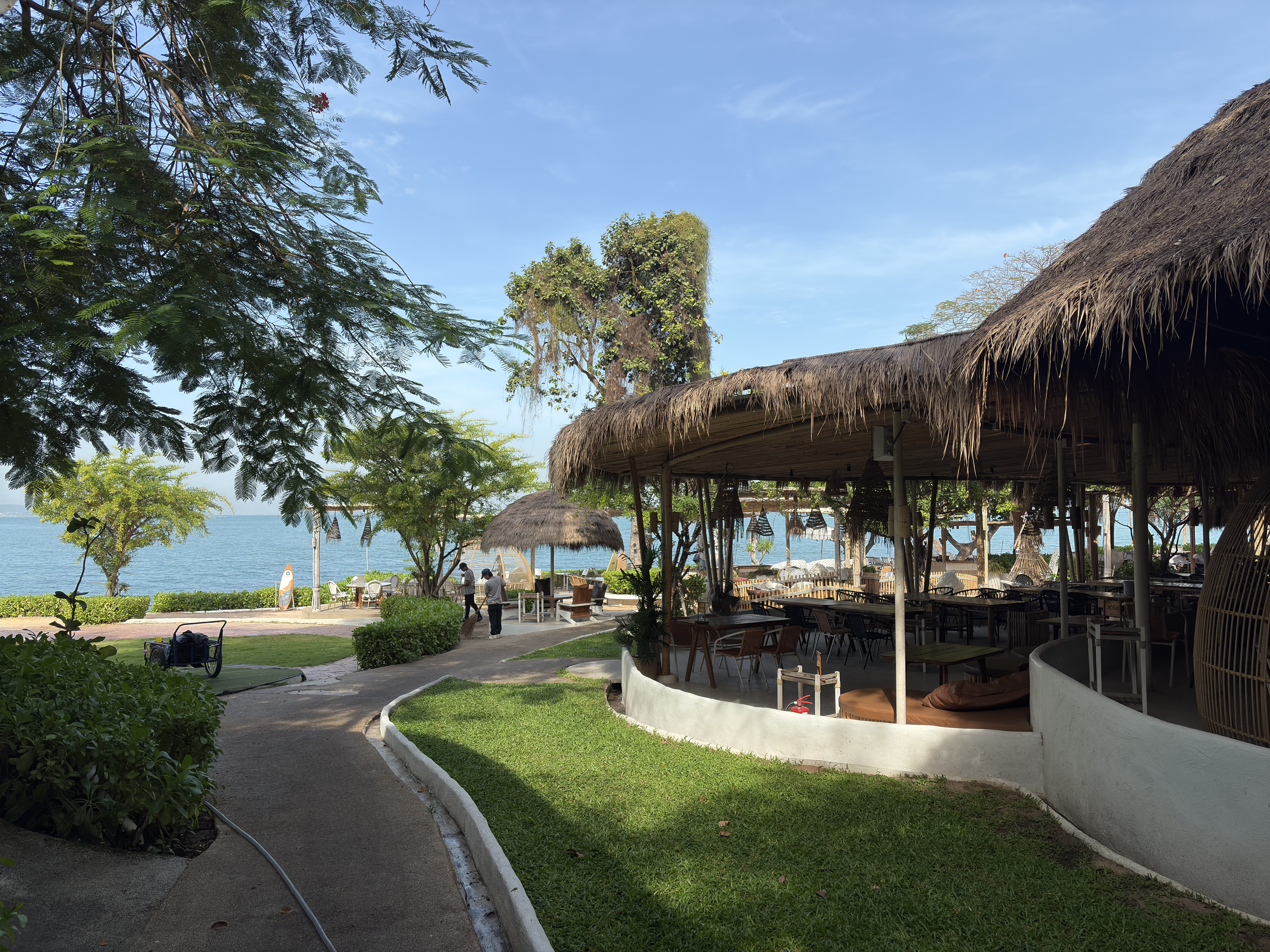 Picture Thailand Pattaya Oxygen Restaurant 2024-12 65 - Discovery Oxygen Restaurant