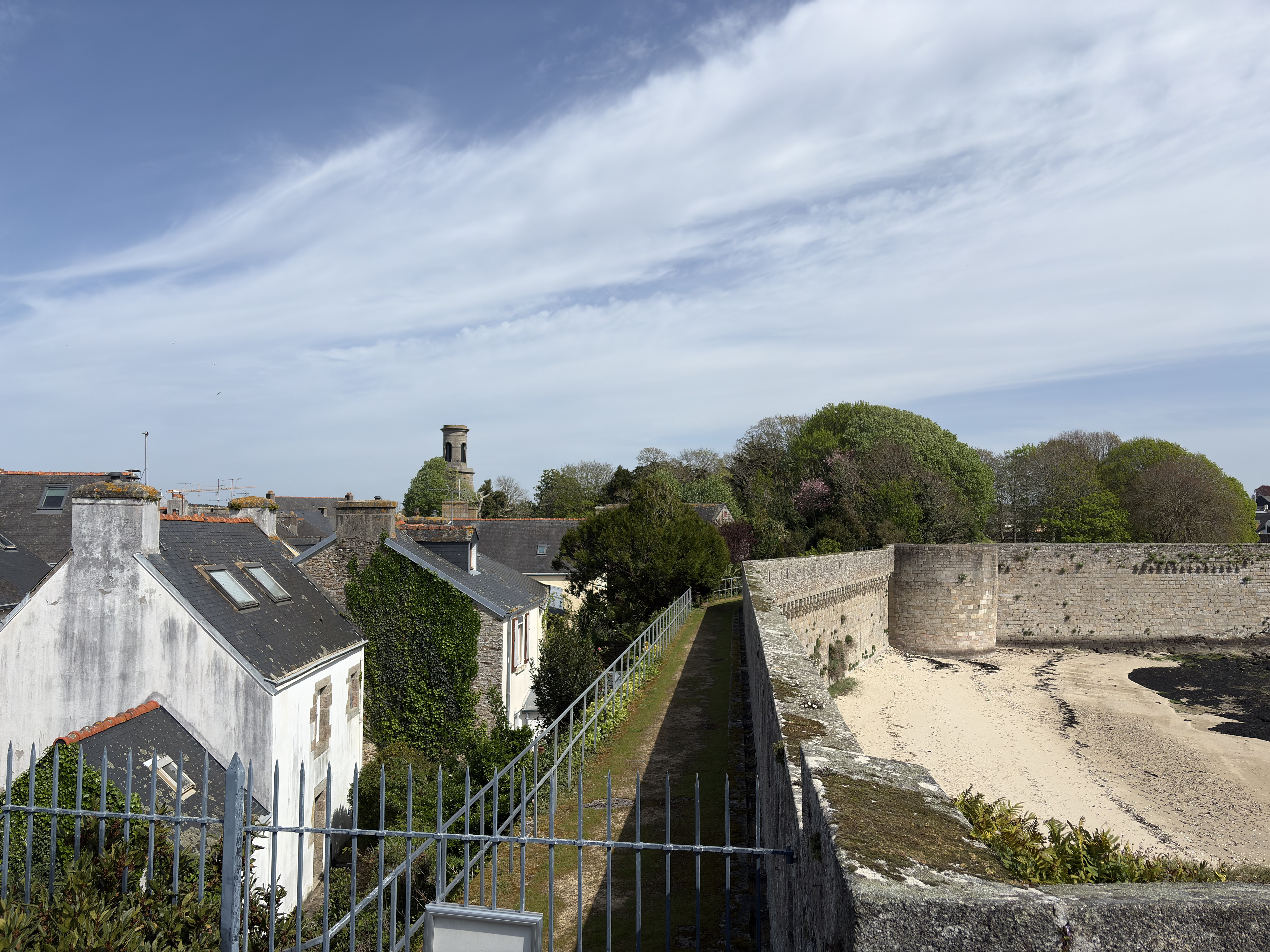 Picture France Concarneau Ville close 2026-04 15 - Around Ville close