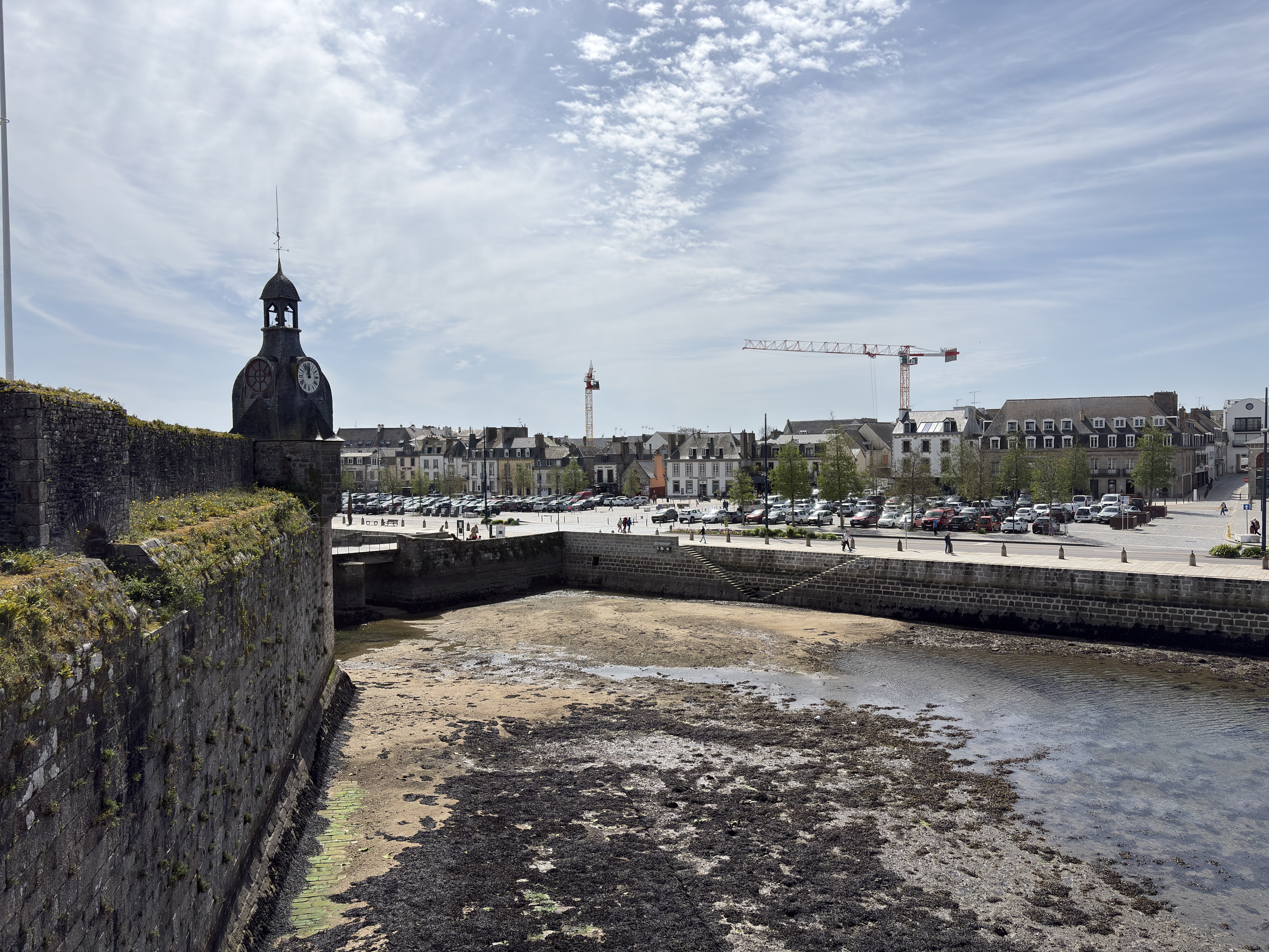 Picture France Concarneau Ville close 2026-04 124 - Tours Ville close