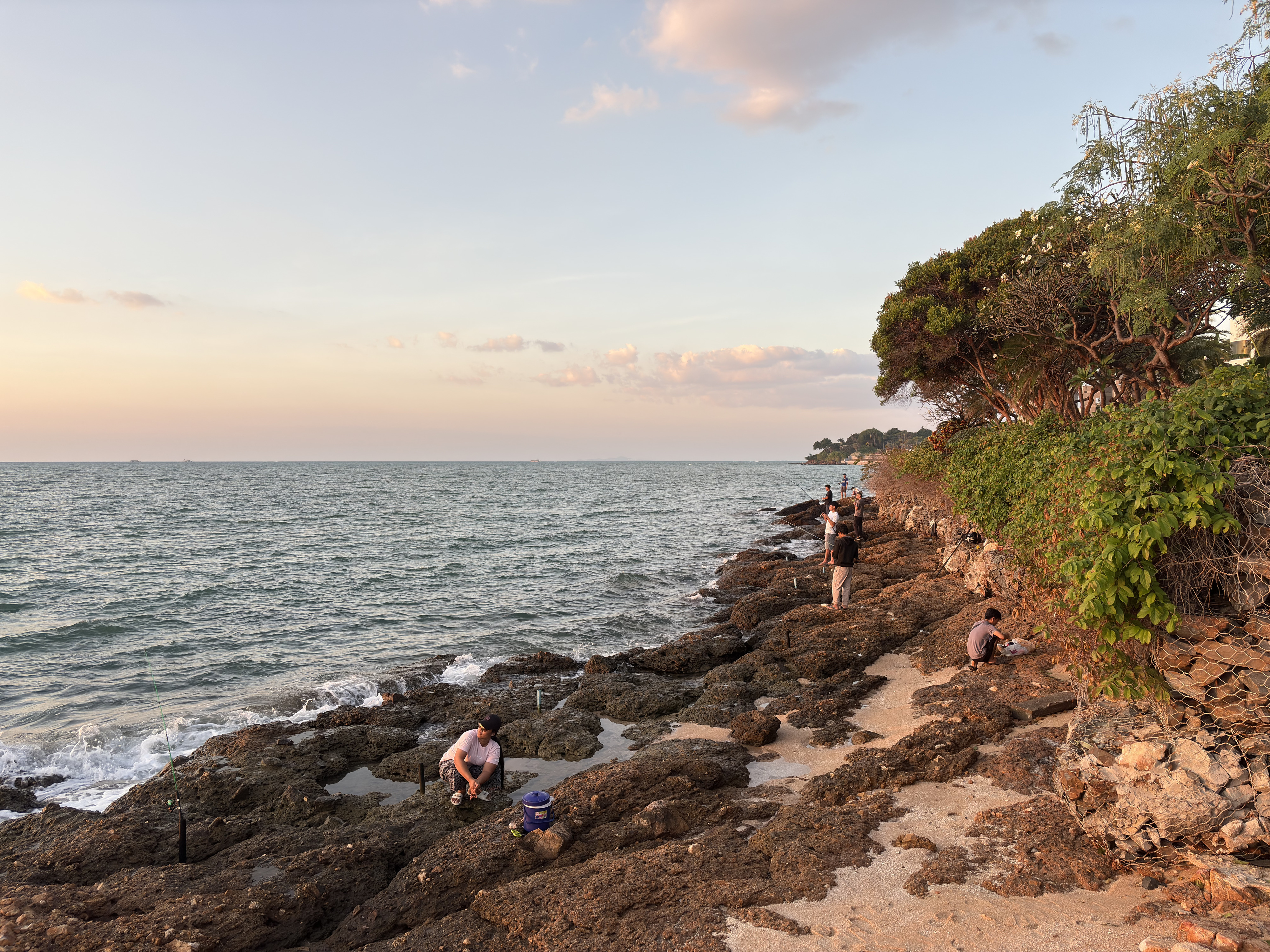 Picture Thailand Pattaya Dongtan beach 2025-12 0 - Center Dongtan beach