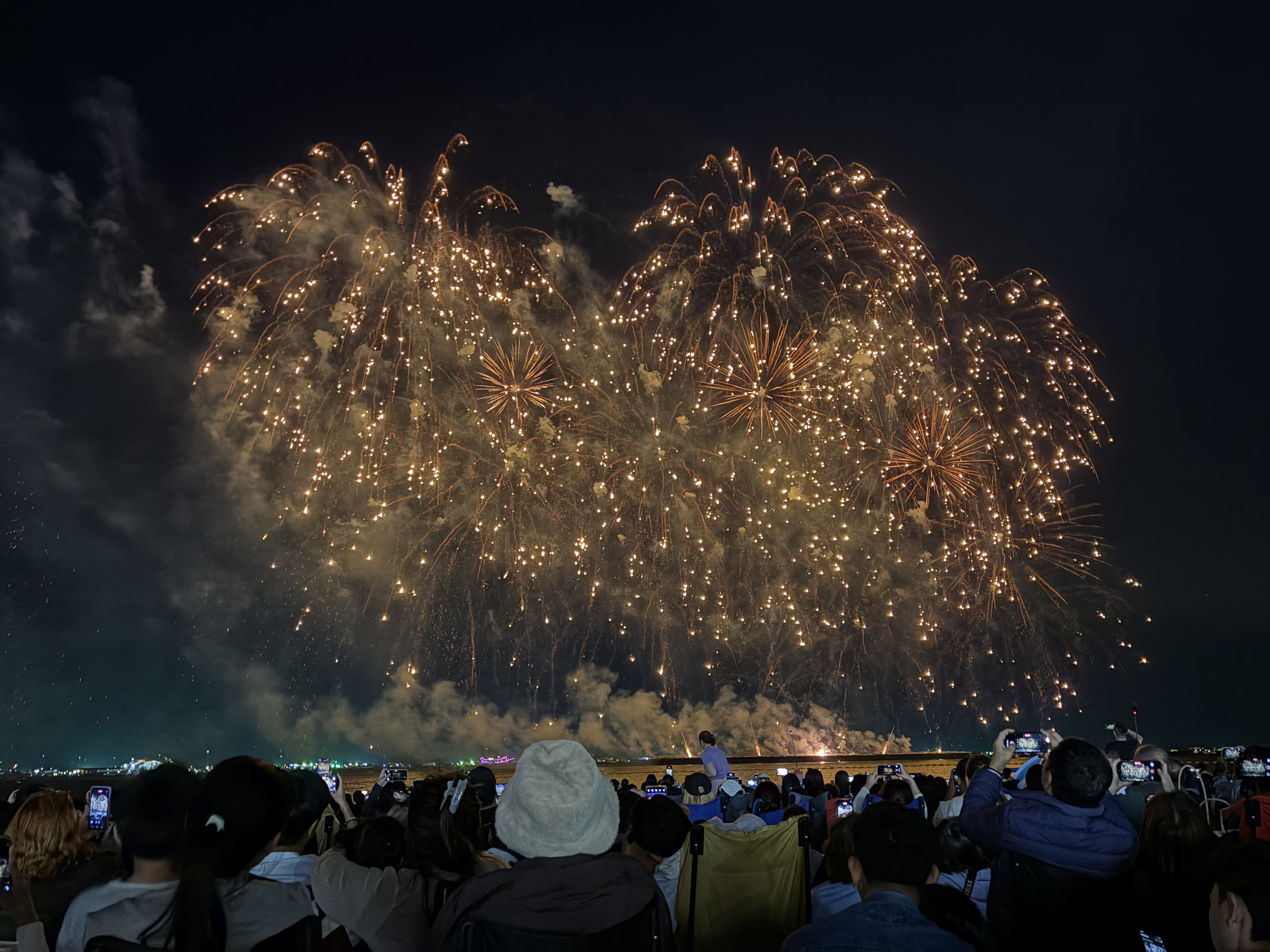 Picture Thailand Pattaya pattaya firework festival 2025-12 44 - Around pattaya firework festival