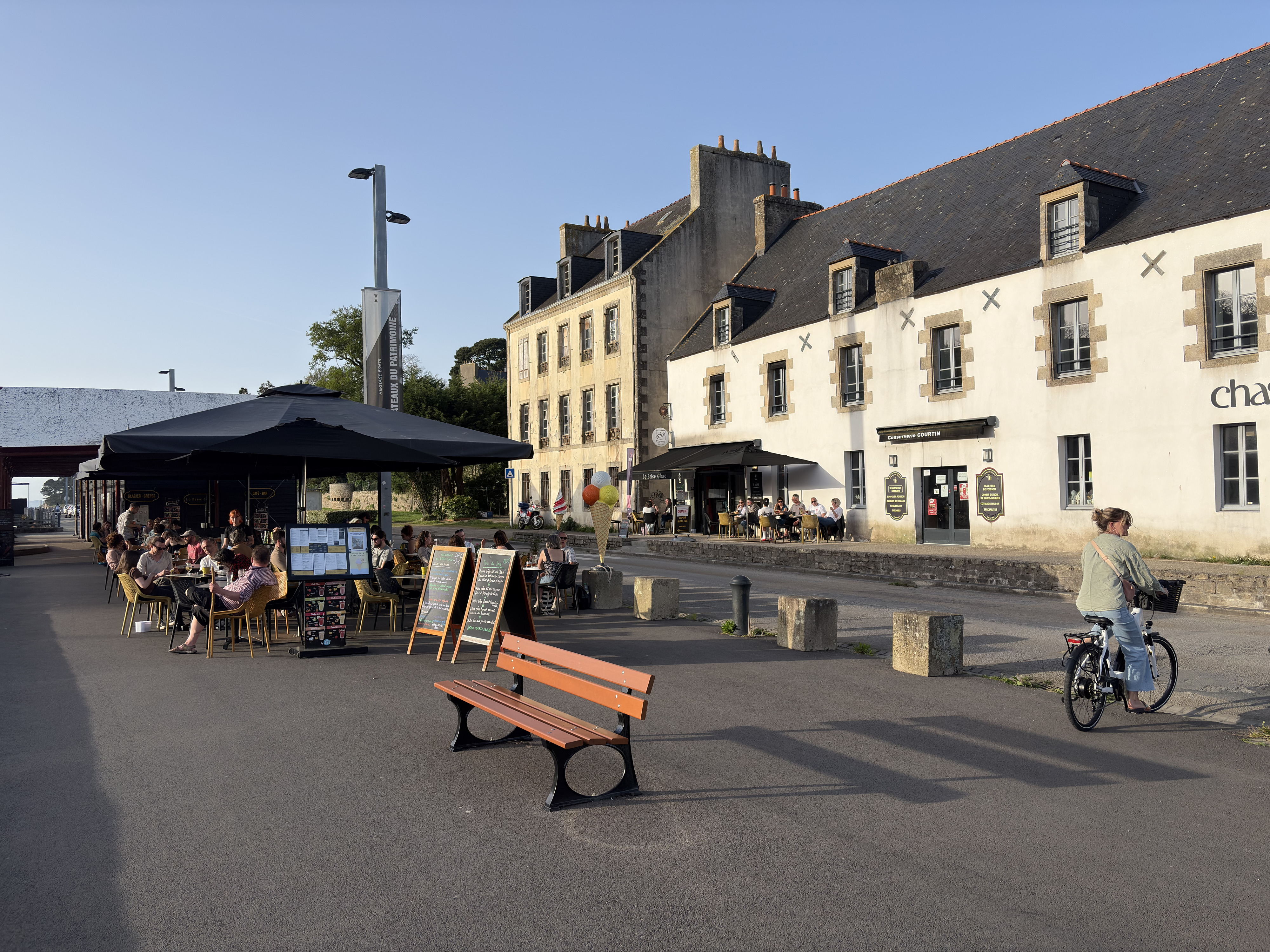 Picture France Douarnenez 2026-04 13 - Tour Douarnenez