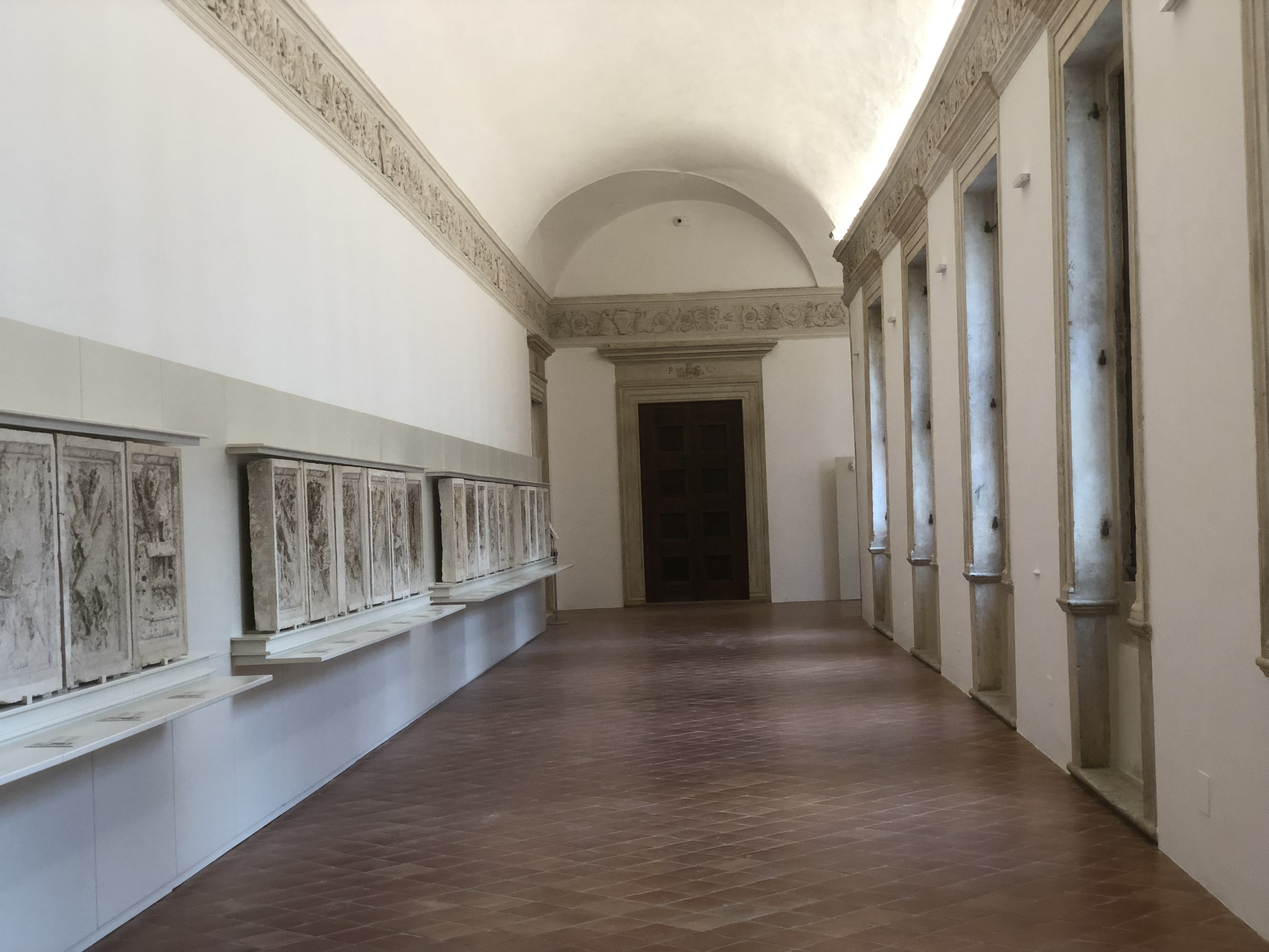 Picture Italy Urbino 2024-09 285 - Journey Urbino