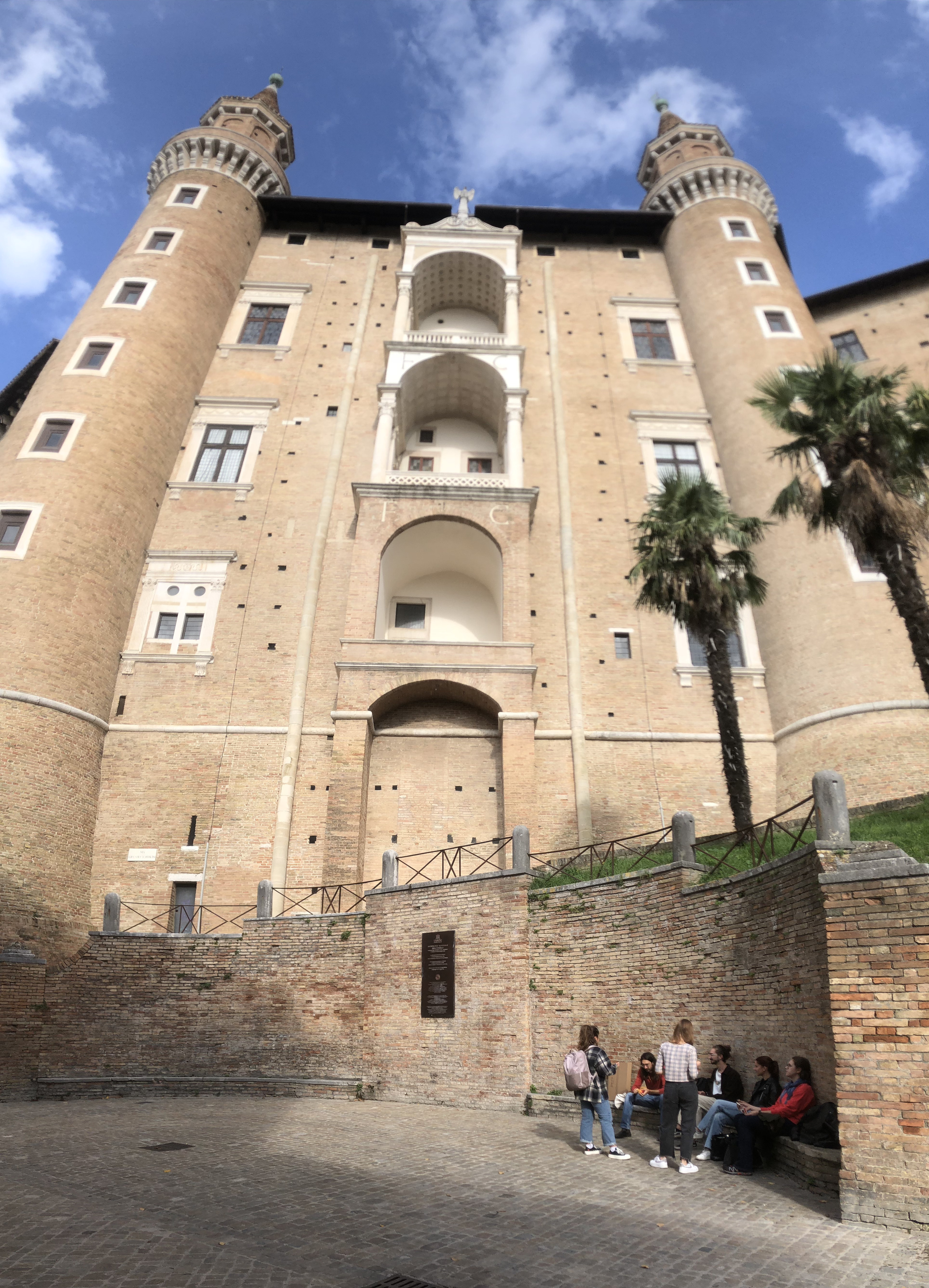 Picture Italy Urbino 2024-09 51 - Recreation Urbino